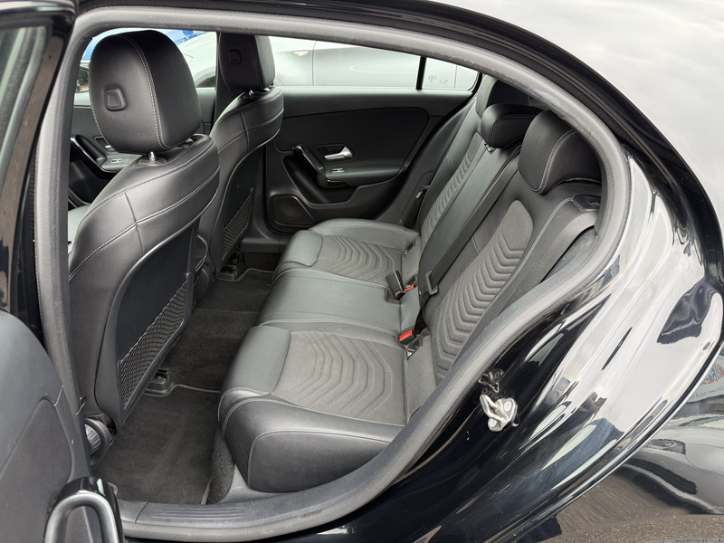 Mercedes-Benz A 180 A 180 d — photo 8