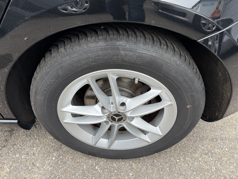 Mercedes-Benz A 180 A 180 d — photo 6
