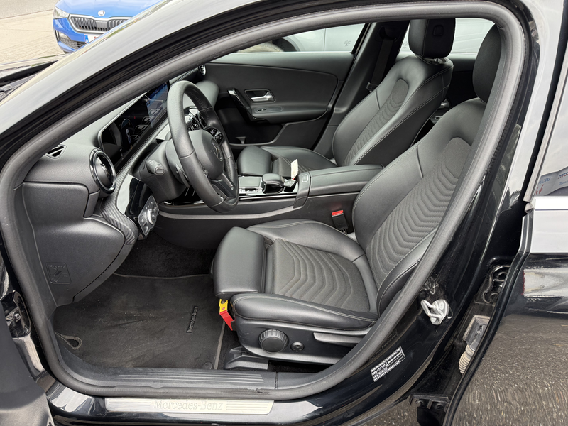 Mercedes-Benz A 180 A 180 d — photo 11