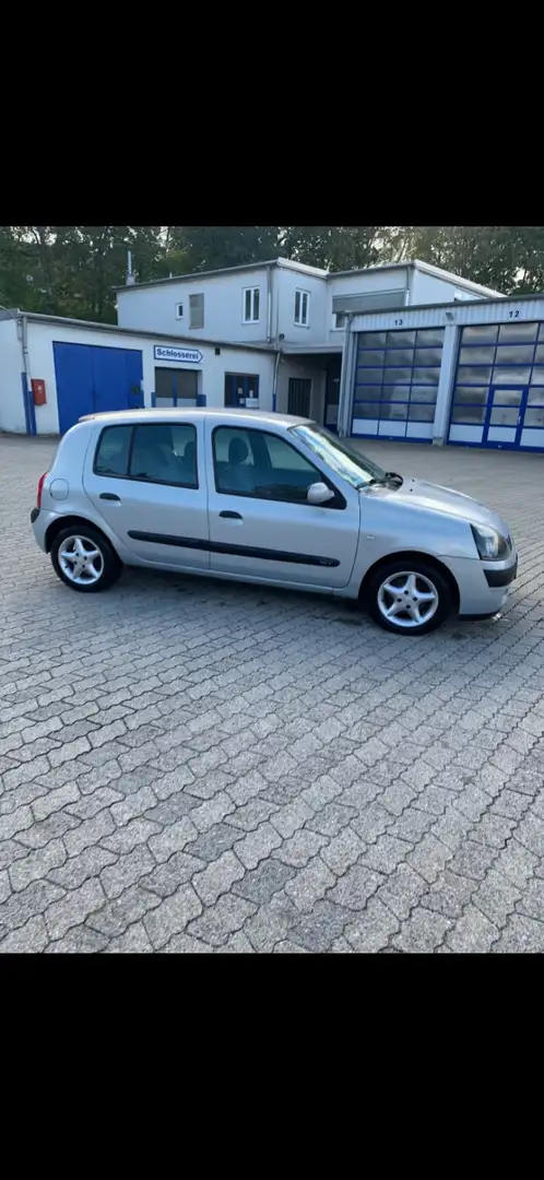 Renault Clio 1.2 16V Chiemsee Silver - 2