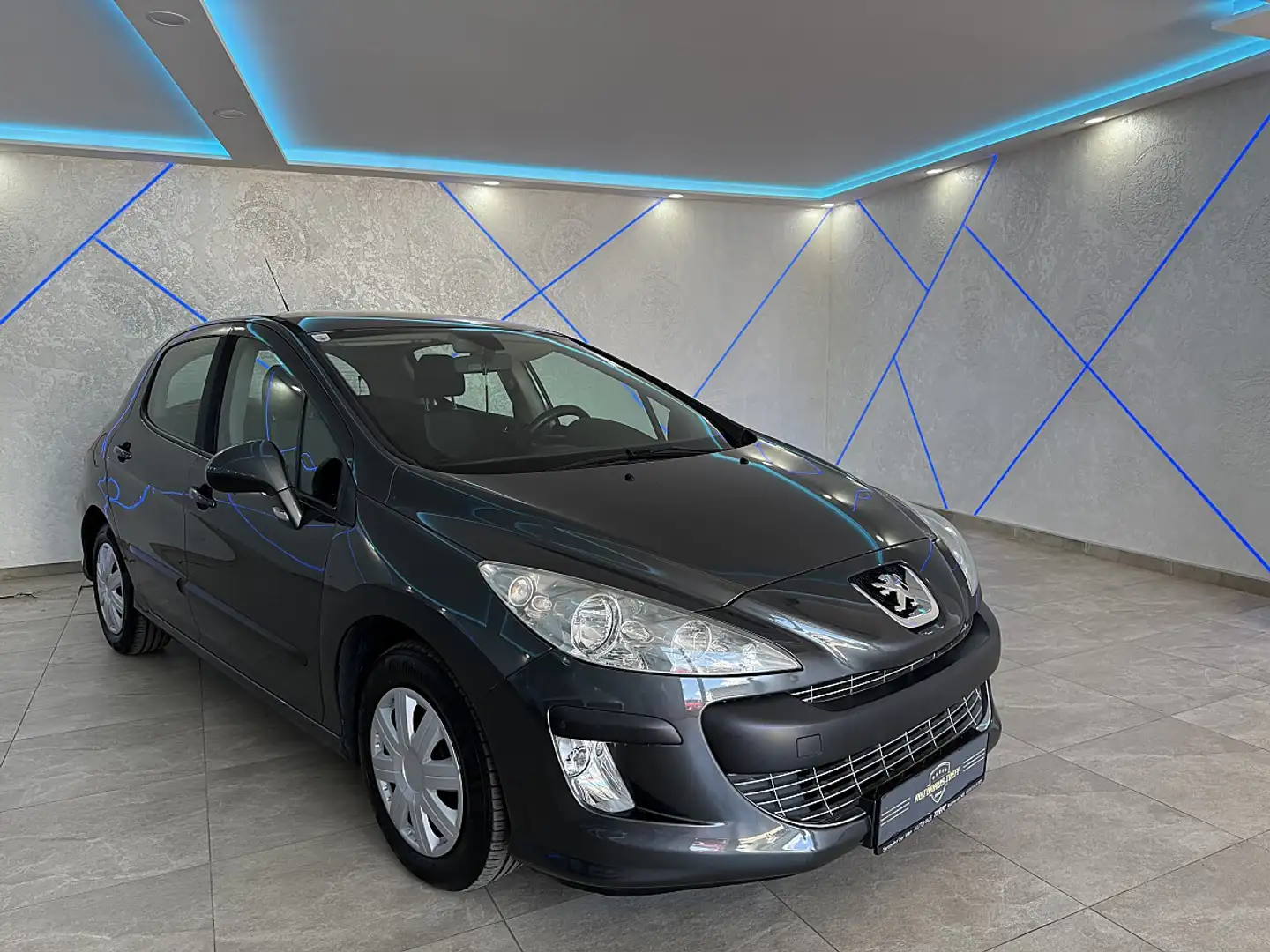 Peugeot 308 1,6 16V VTi Premium Tiptronic*AUTOMATIK*KLIMA*N... Grau - 1
