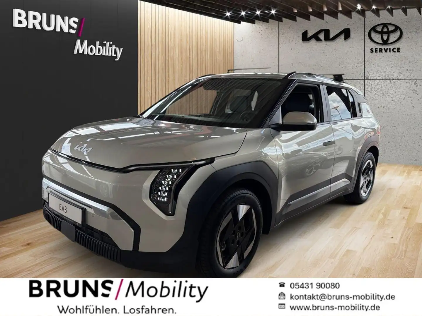 Kia EV3 Earth 81.4 WIC BUS UPG AHK Argintiu - 1