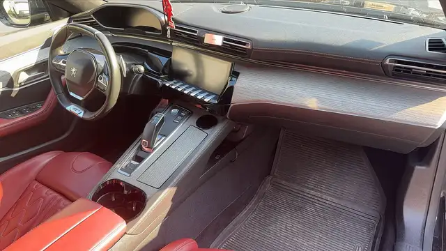 Peugeot 508 view 10
