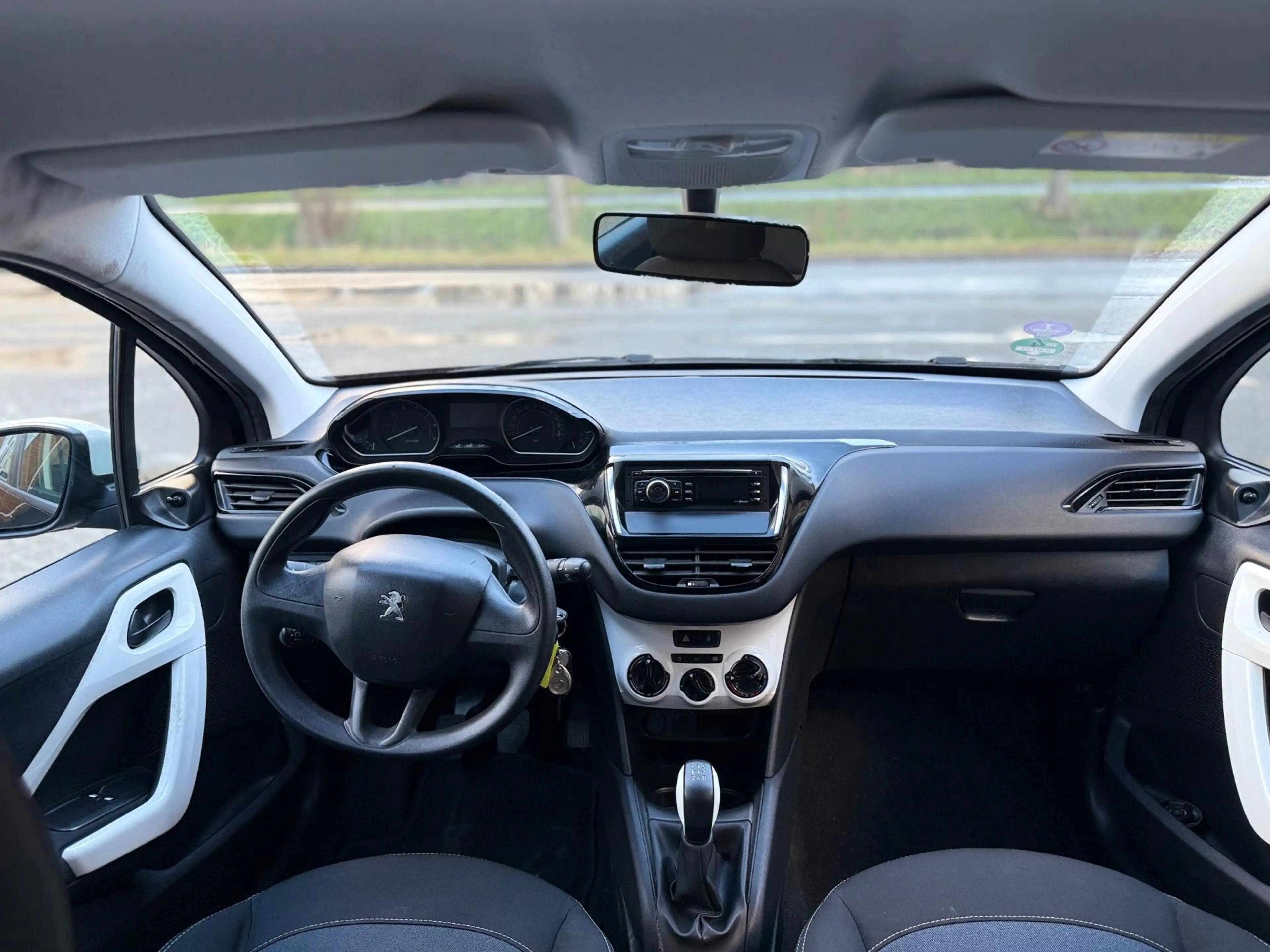 Peugeot 208 1.0 PureTech Access (( garantie ))) km n.a.p — photo 6