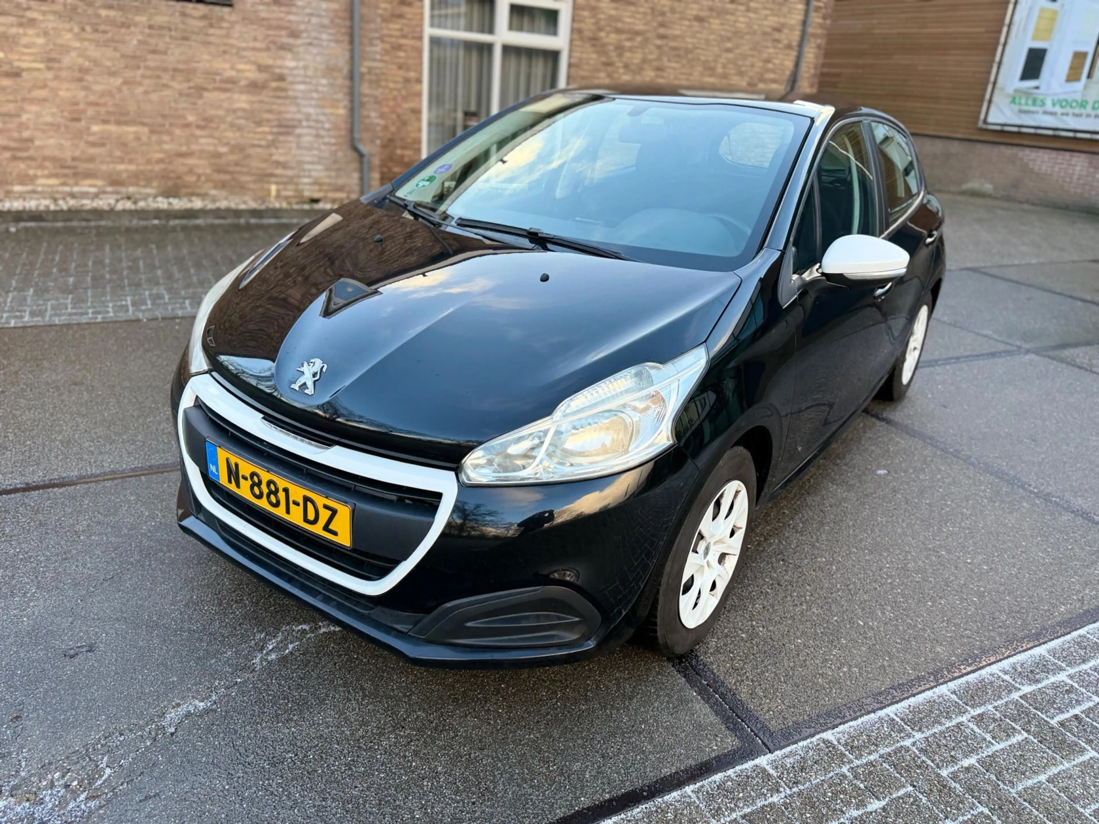 Peugeot 208 1.0 PureTech Access (( garantie ))) km n.a.p — photo 3
