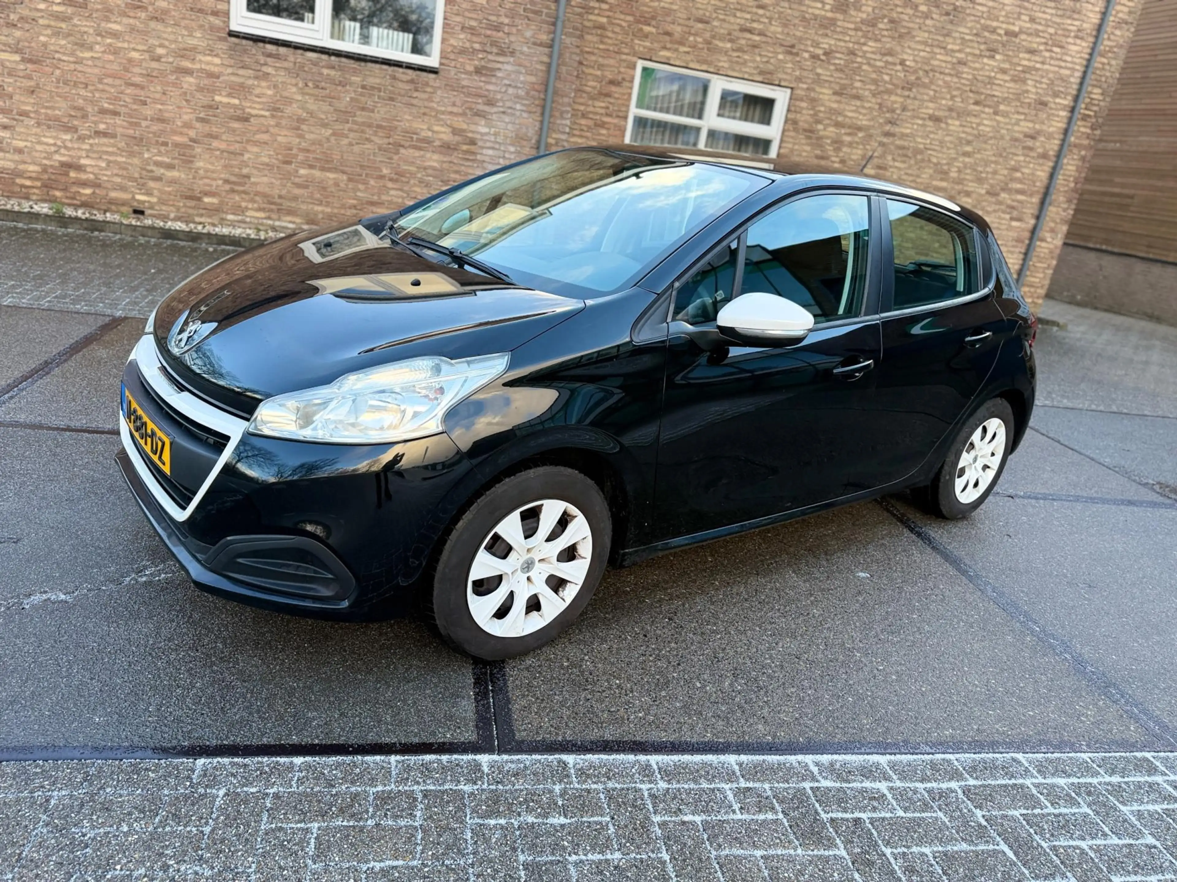 Peugeot 208 1.0 PureTech Access (( garantie ))) km n.a.p — photo 5