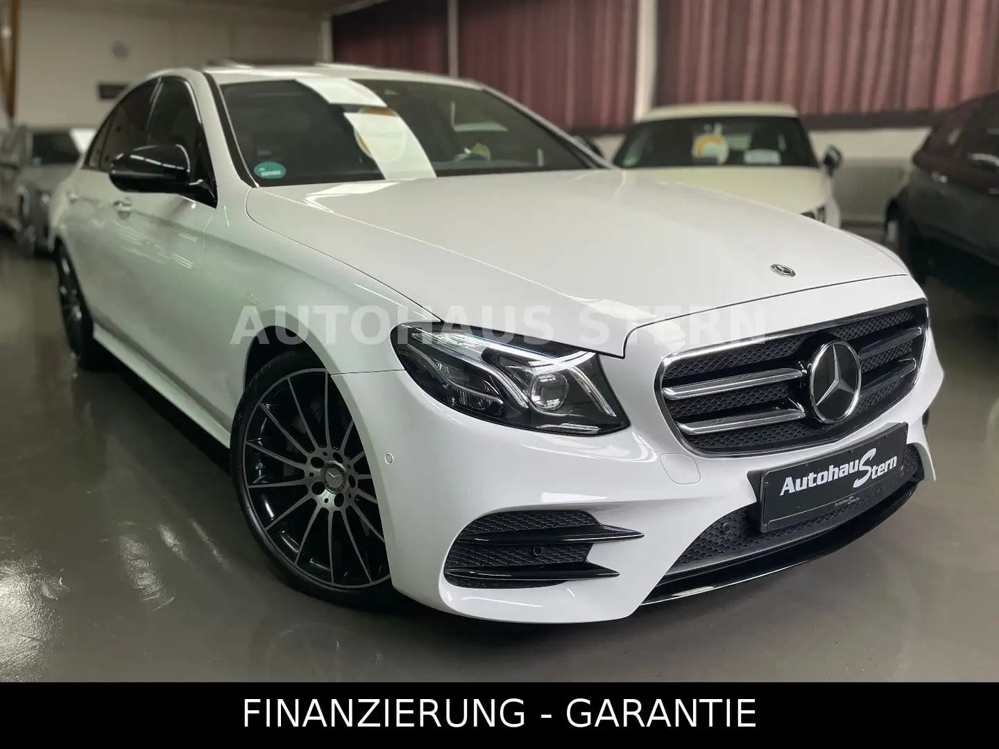 Mercedes-Benz E 300 Lim AMG Line Widescreen Kamera Night Spur Blanco - 1