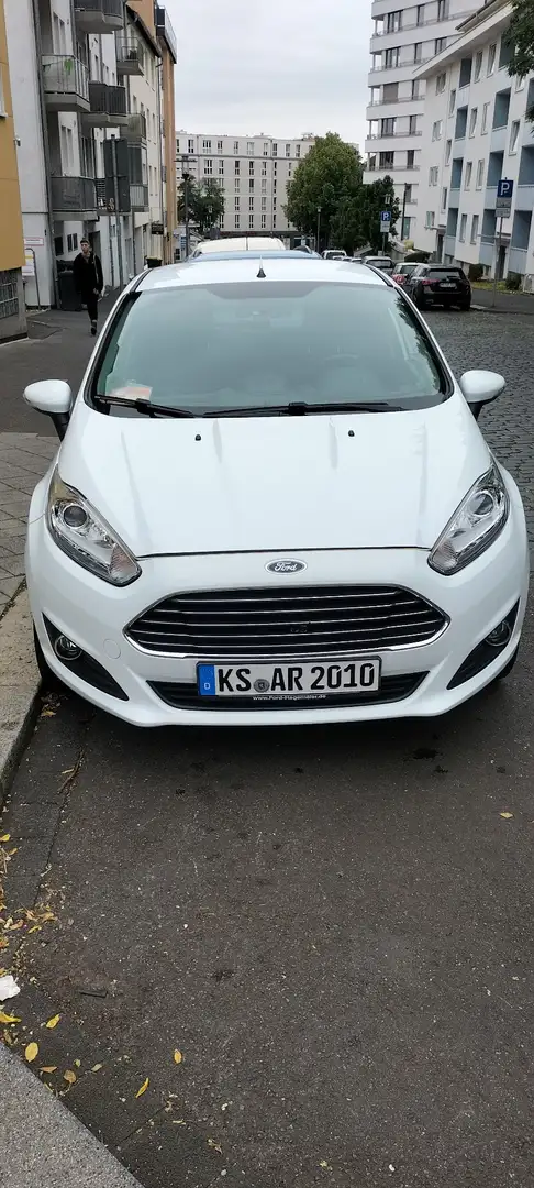 Ford Fiesta 1.25 SYNC Edition - 1