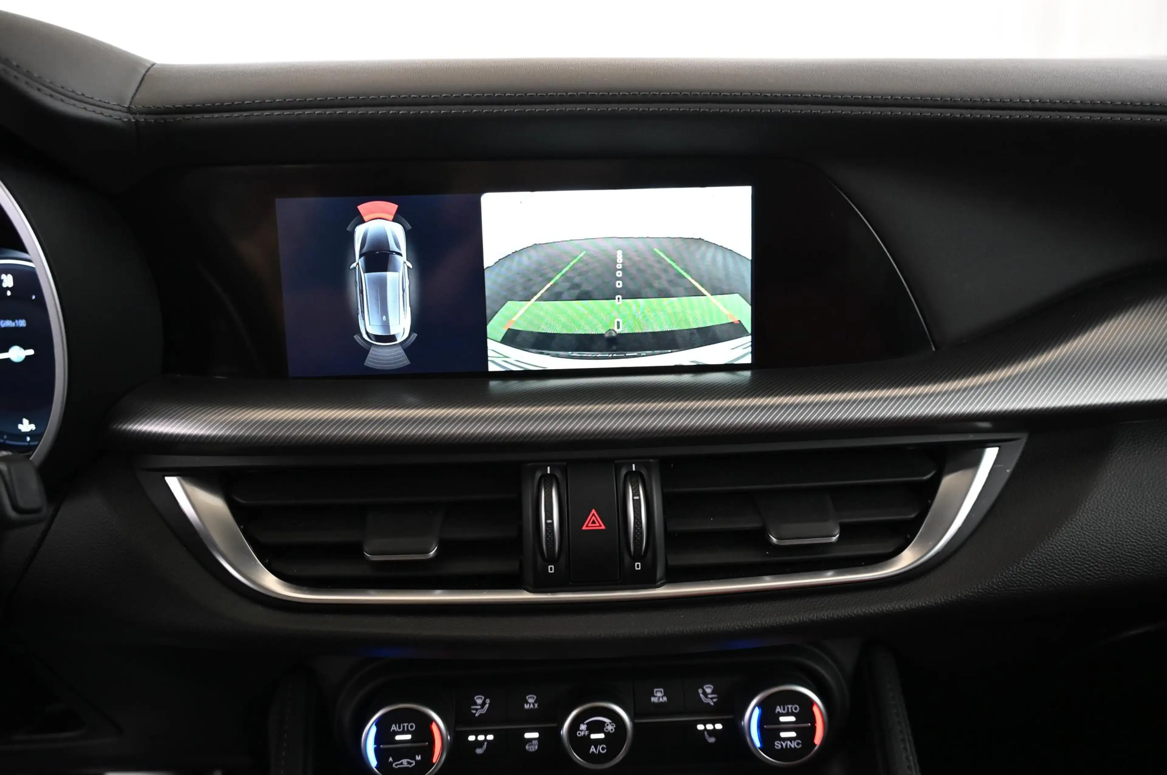 Alfa Romeo Stelvio 2.2 Q4 AT8 Veloce LED/NAVI/PANO/AHK/21 — photo 15