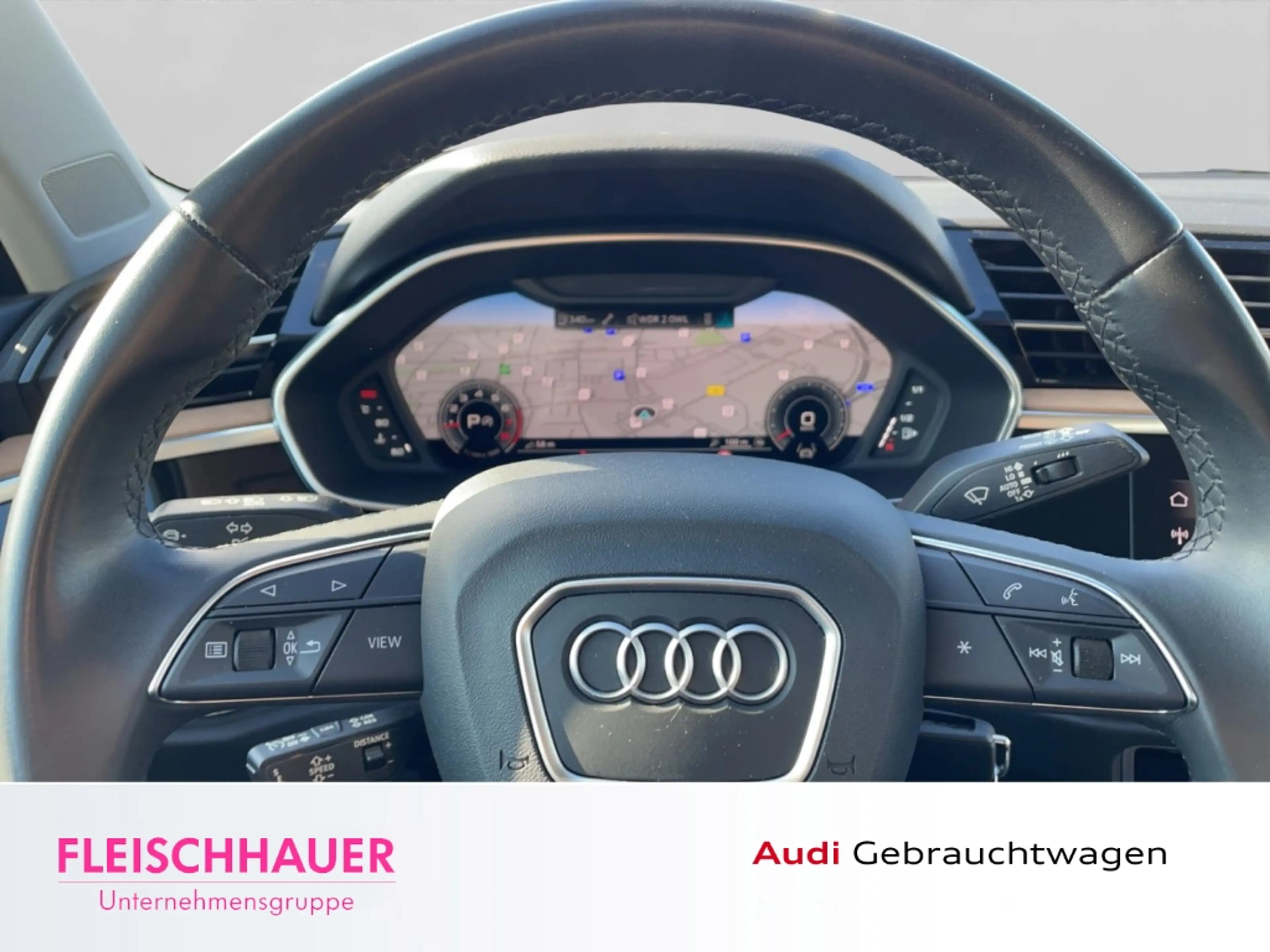 Audi Q3 40 TFSI quattro advanced AHKschwenk SHZ Sportsitze — photo 15
