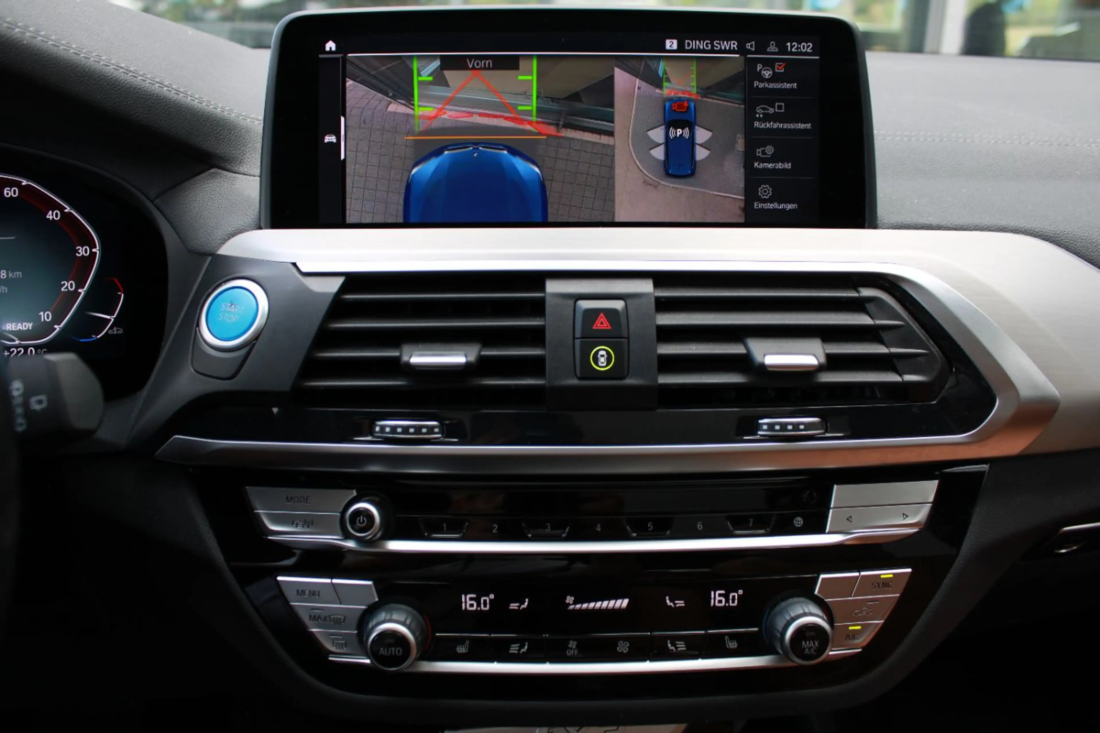 BMW iX3 HUD H&K AHK DAB 360° LED Gestiksteuerung — photo 15