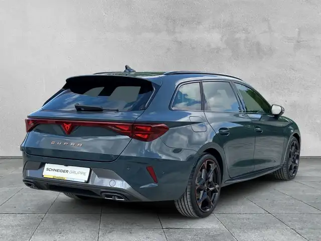 Cupra Leon view 5