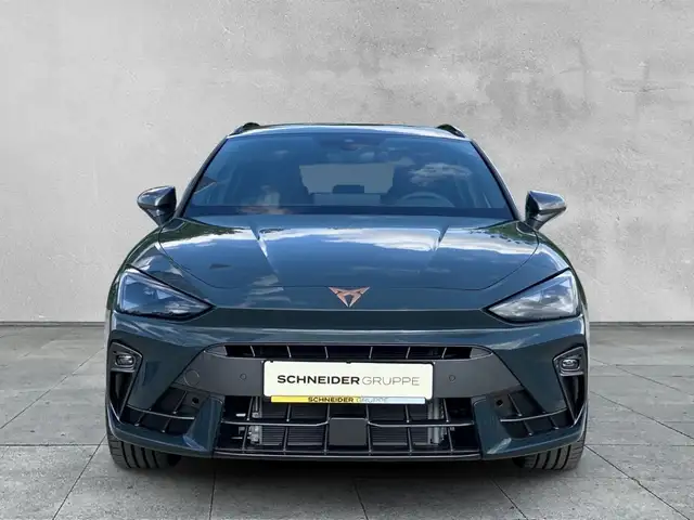 Cupra Leon view 8