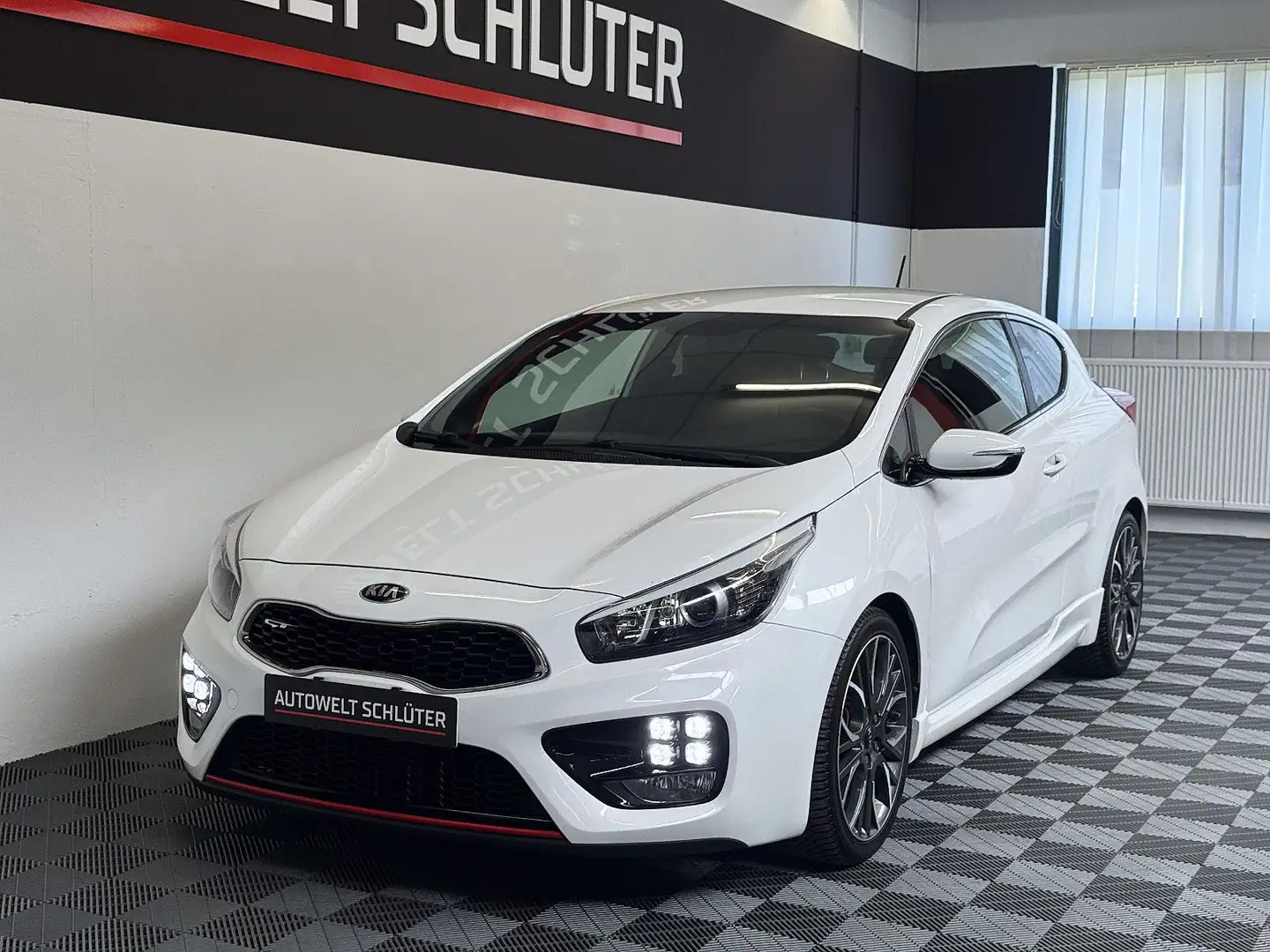 Kia Ceed / cee'd GT Challenge PDC*SHZ*Lenkradhz* Fehér - 1
