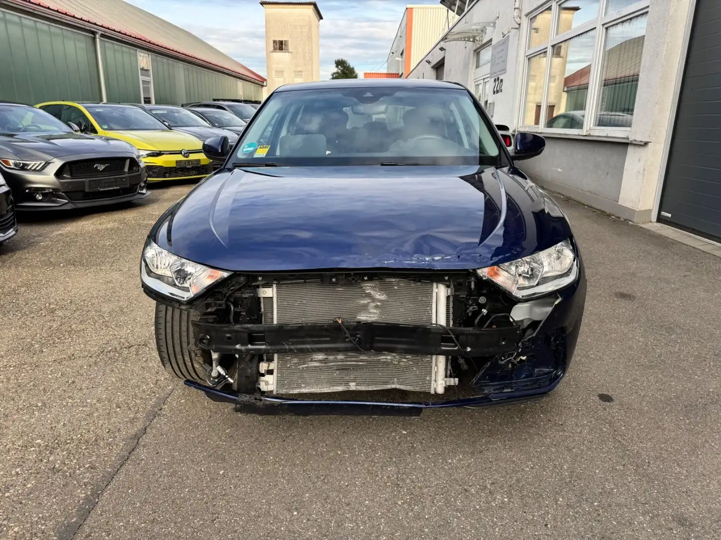 Audi A1 Sportback 25 TFSI advanced Blau - 2