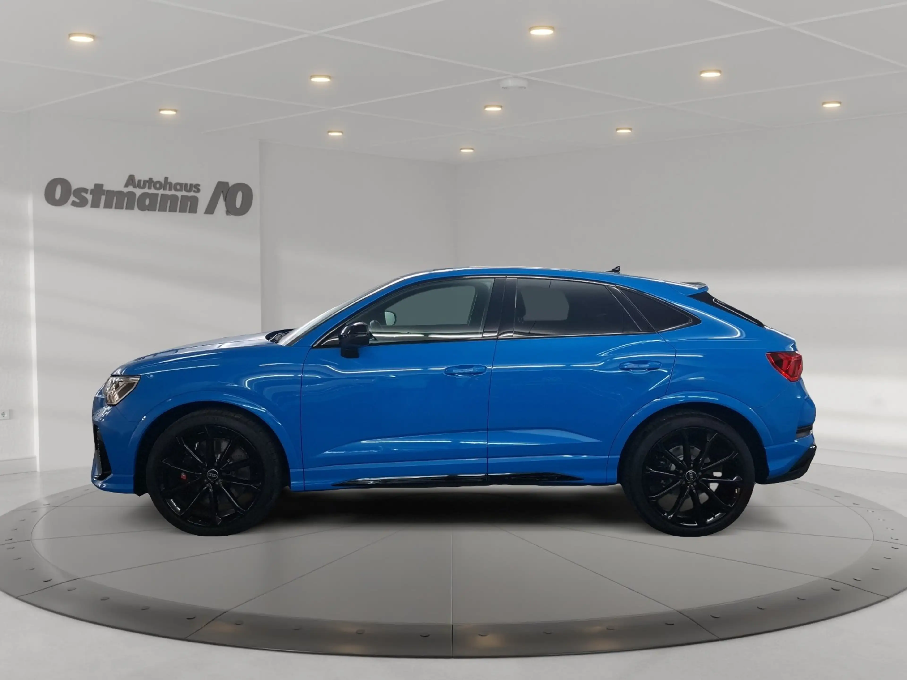 Audi RS Q3 Sportback 2.5 TFSI quattro AHK Sonos 20´´ — photo 3