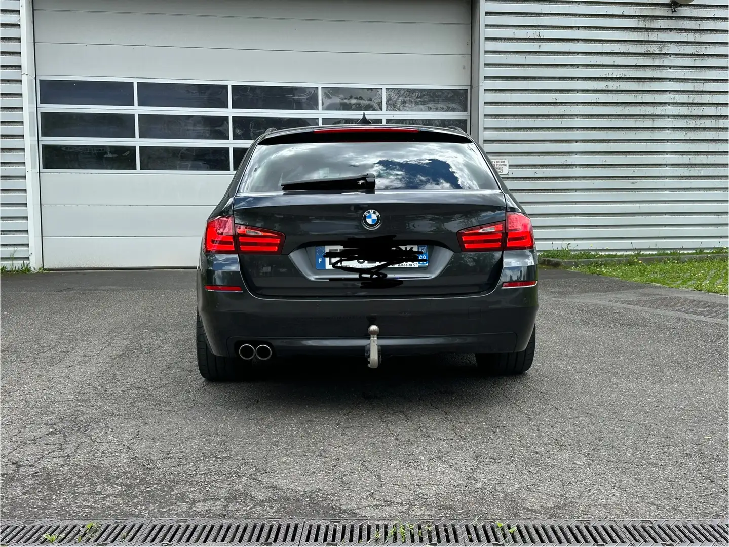 BMW 525 Touring 525d xDrive 218ch 150g Business A - 2