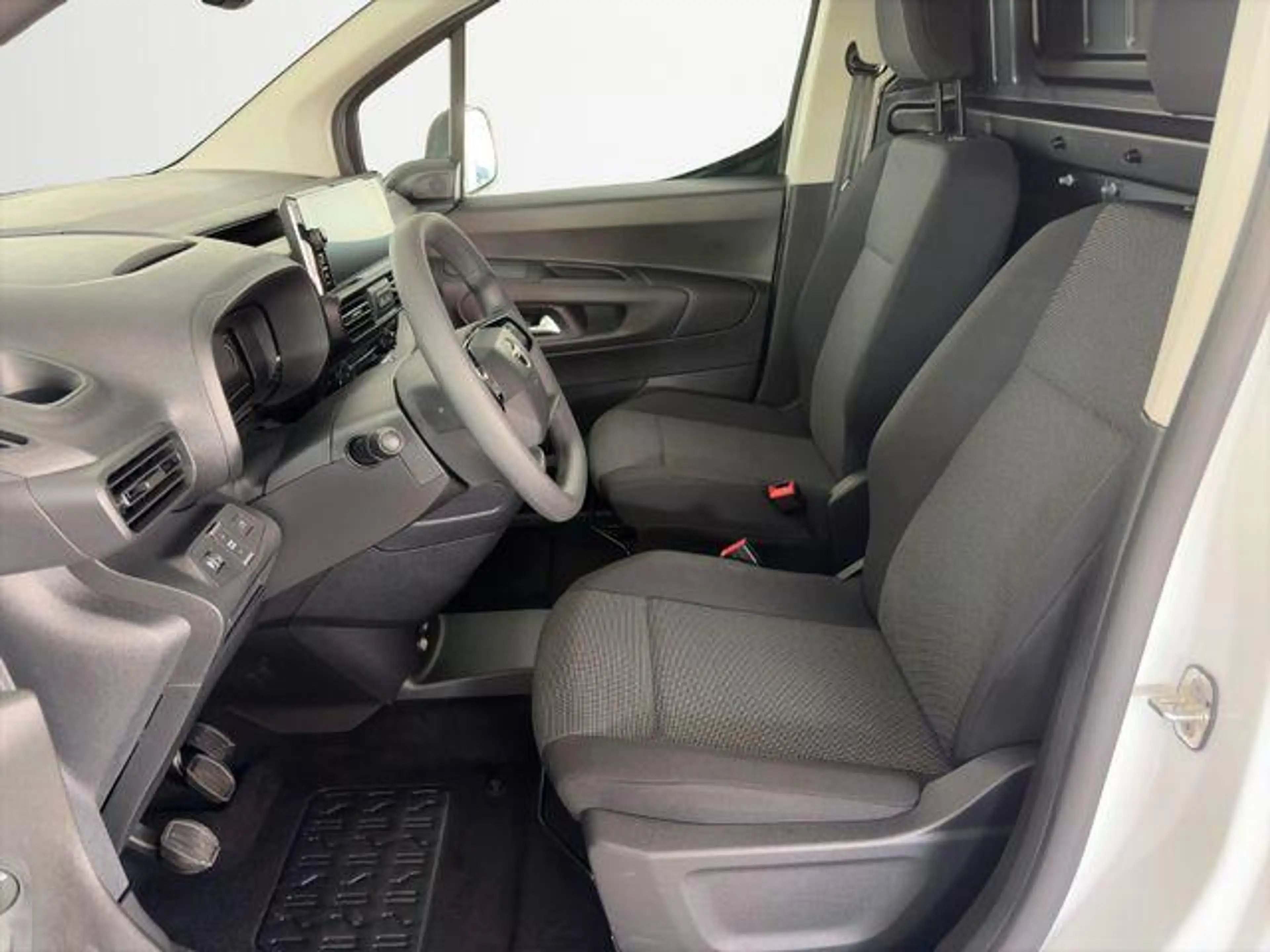 Opel Combo XL L2 Edition 1.5/10"BS/HOLZBODEN 75 kW (102 PS... — photo 6