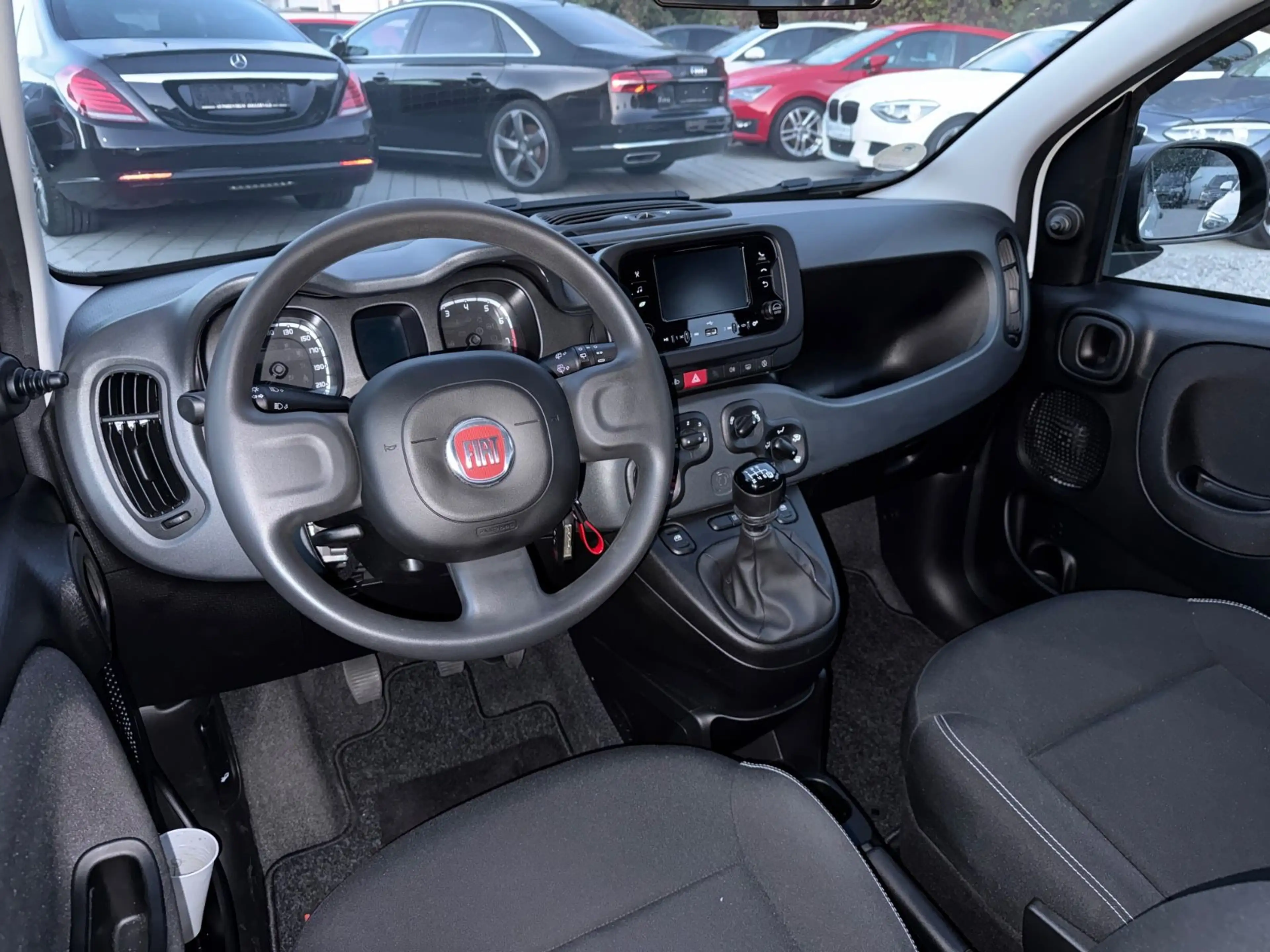 Fiat Panda 1.0 GSE *1.HAND*WENIG KM*KLIMA*DAB* — photo 9