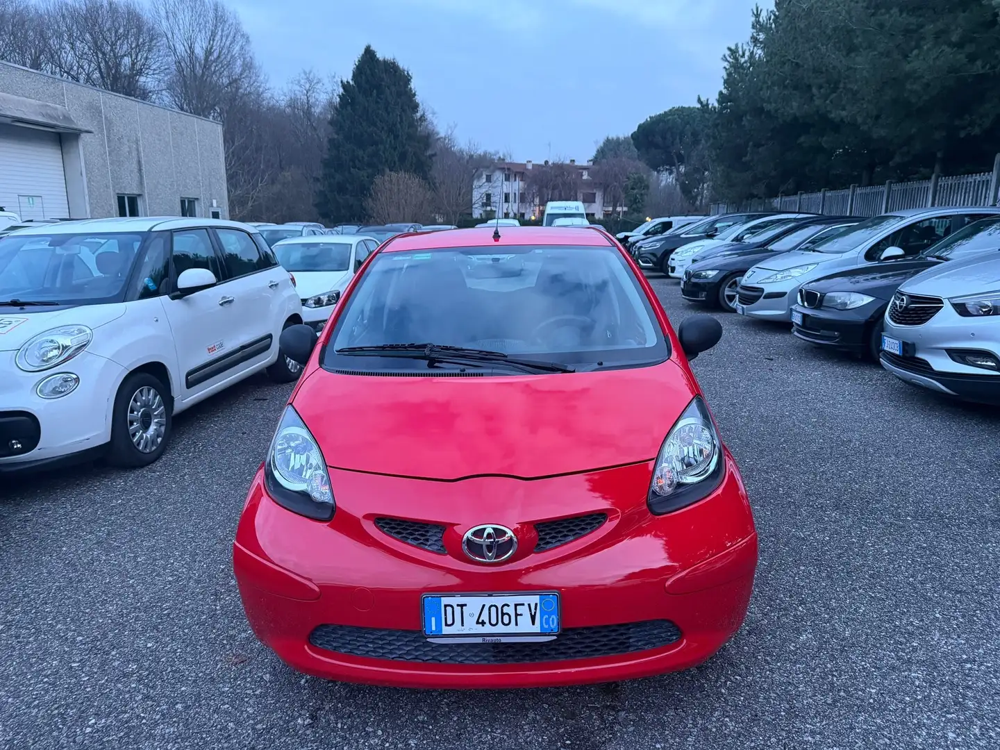Toyota Aygo 5p 1.0 Sound / 62000 km Rosso - 1