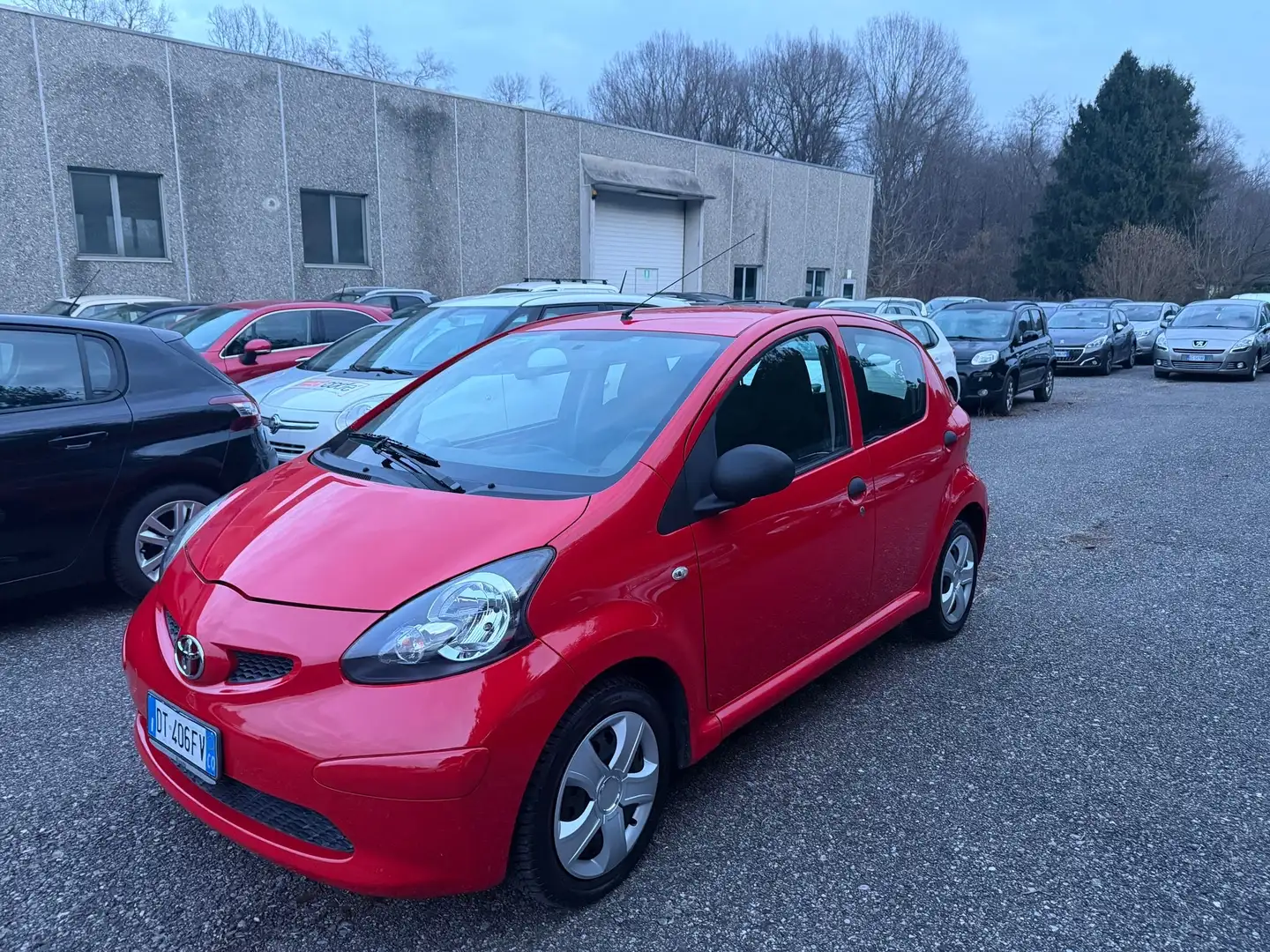Toyota Aygo 5p 1.0 Sound / 62000 km Rosso - 2