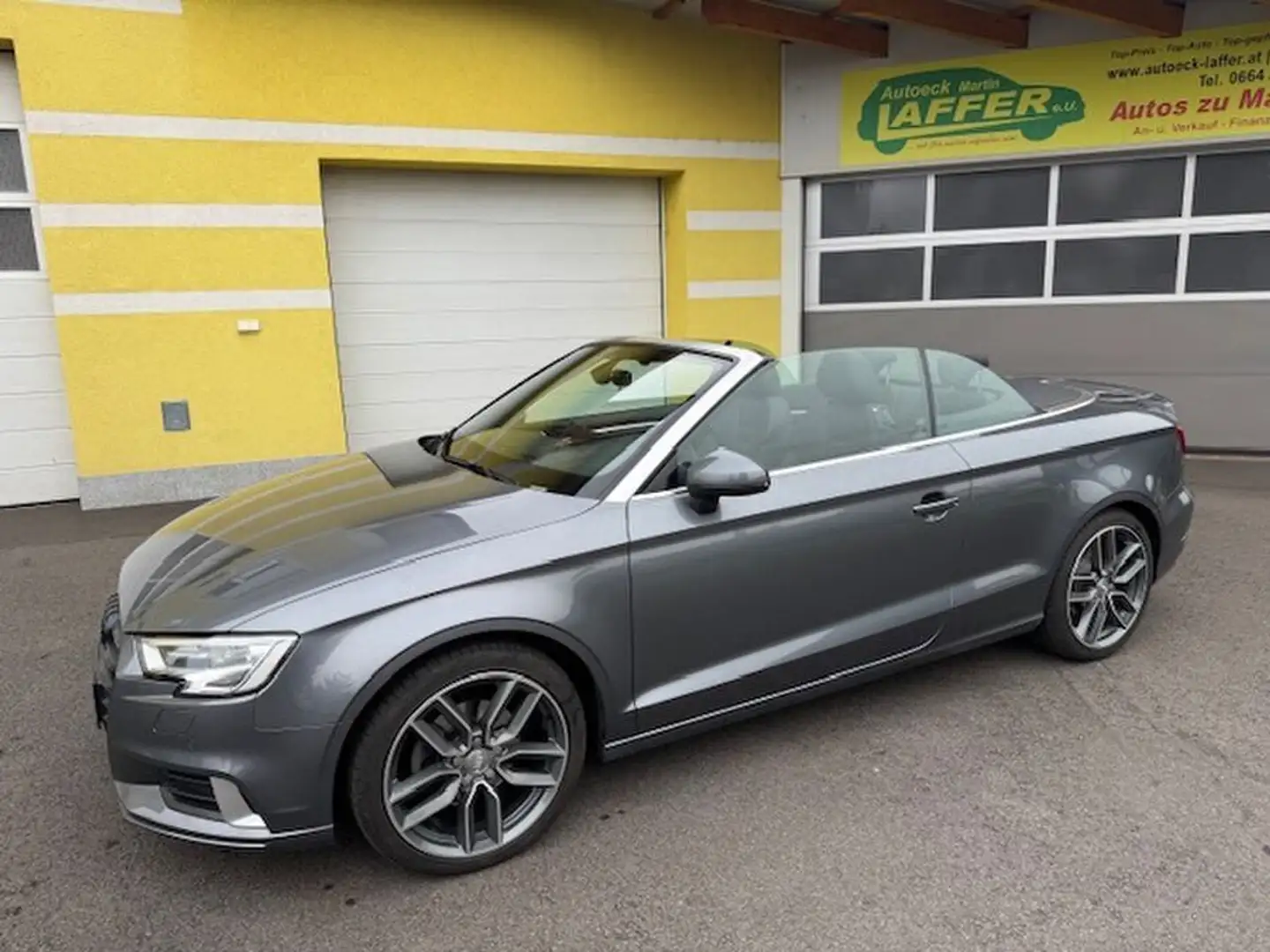 Audi A3 Cabrio 2.0TDI Automatik - Sport - TOP Zustand! Grau - 2