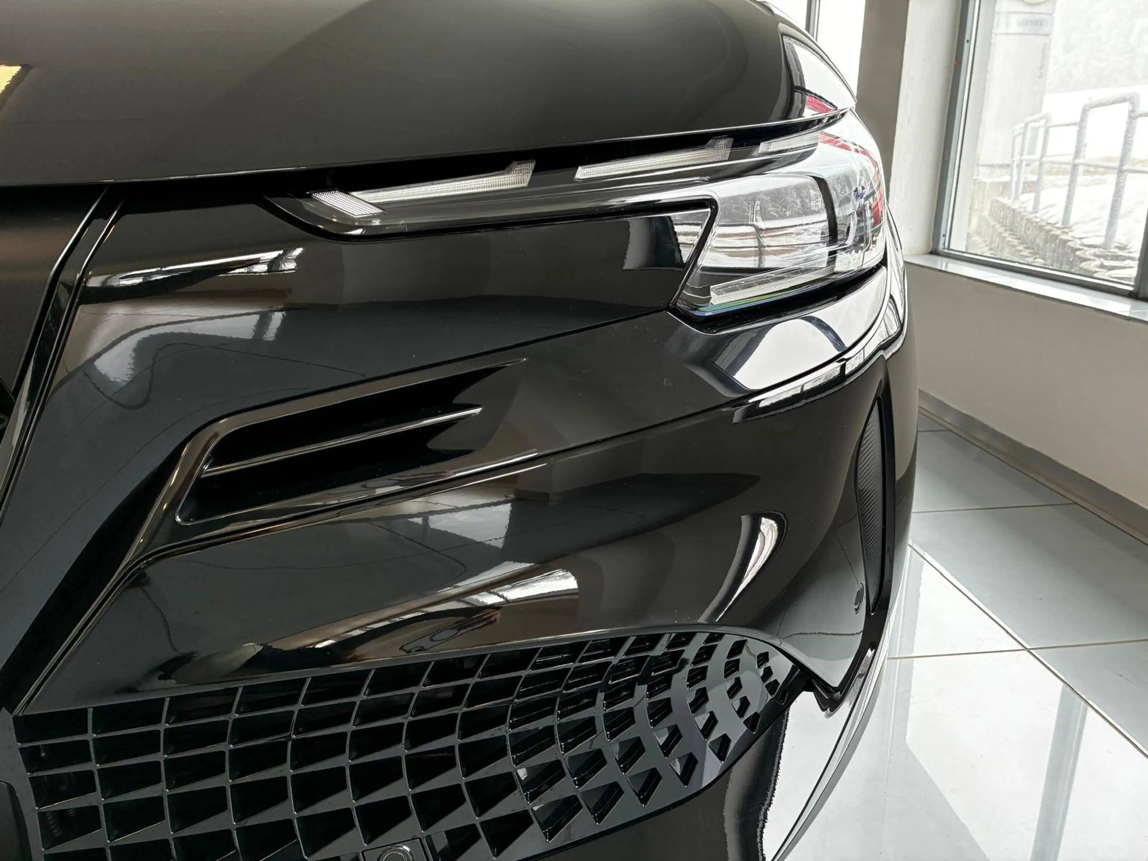 Alfa Romeo Junior Junior Ibrida Speciale 1.2 MHEV e-DCT6 Speciale — photo 12