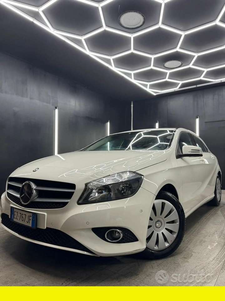 Mercedes-Benz A 200