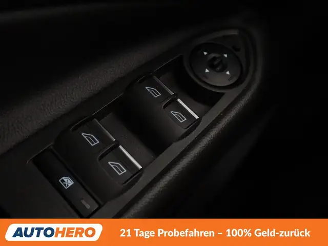 Ford Kuga view 25