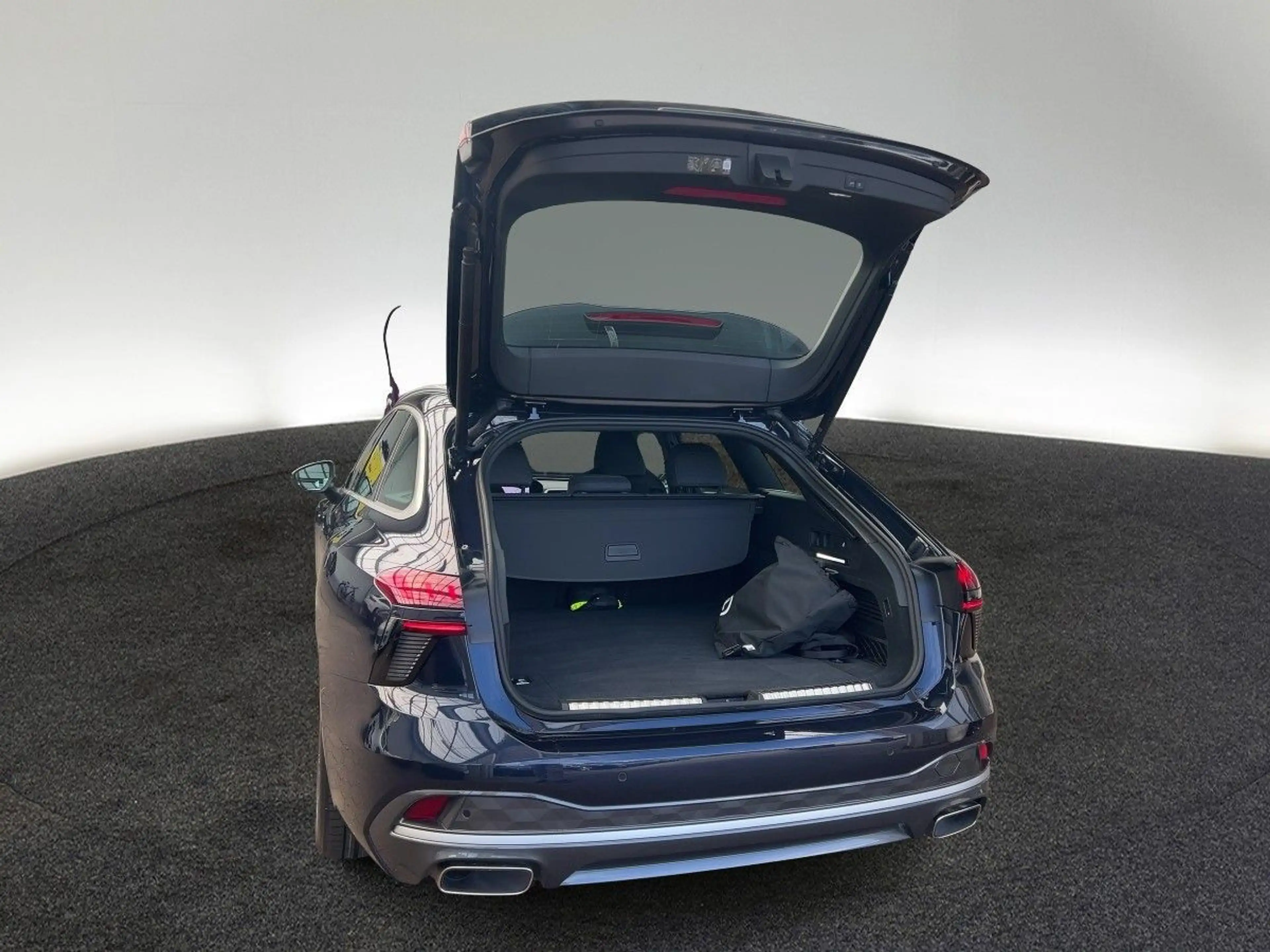 Audi A6 e-hybrid quattro 220 kW S tronic AHK Ma — photo 12