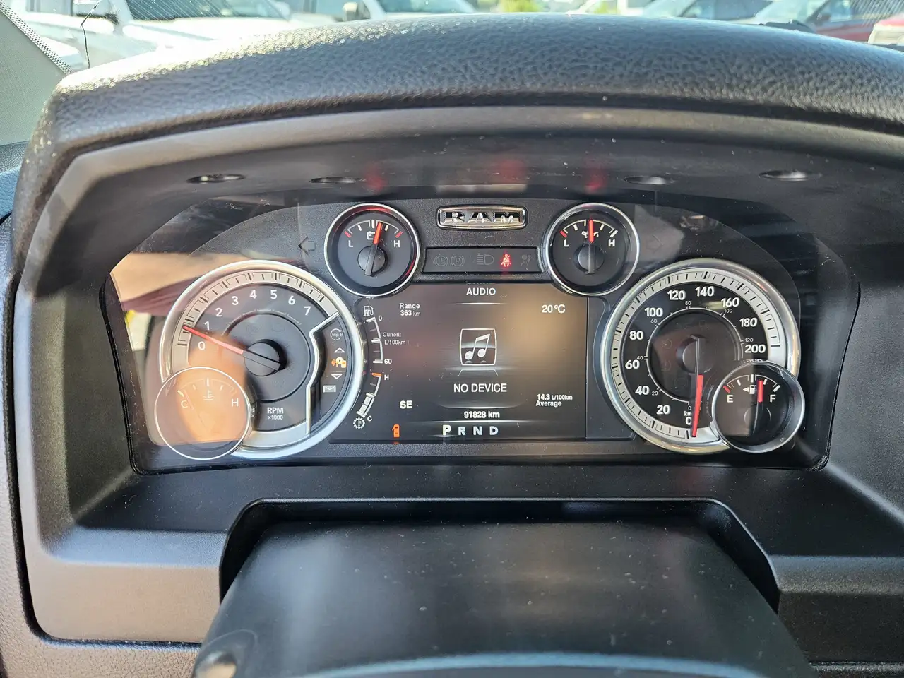 RAM 1500 снимка RAM 1500