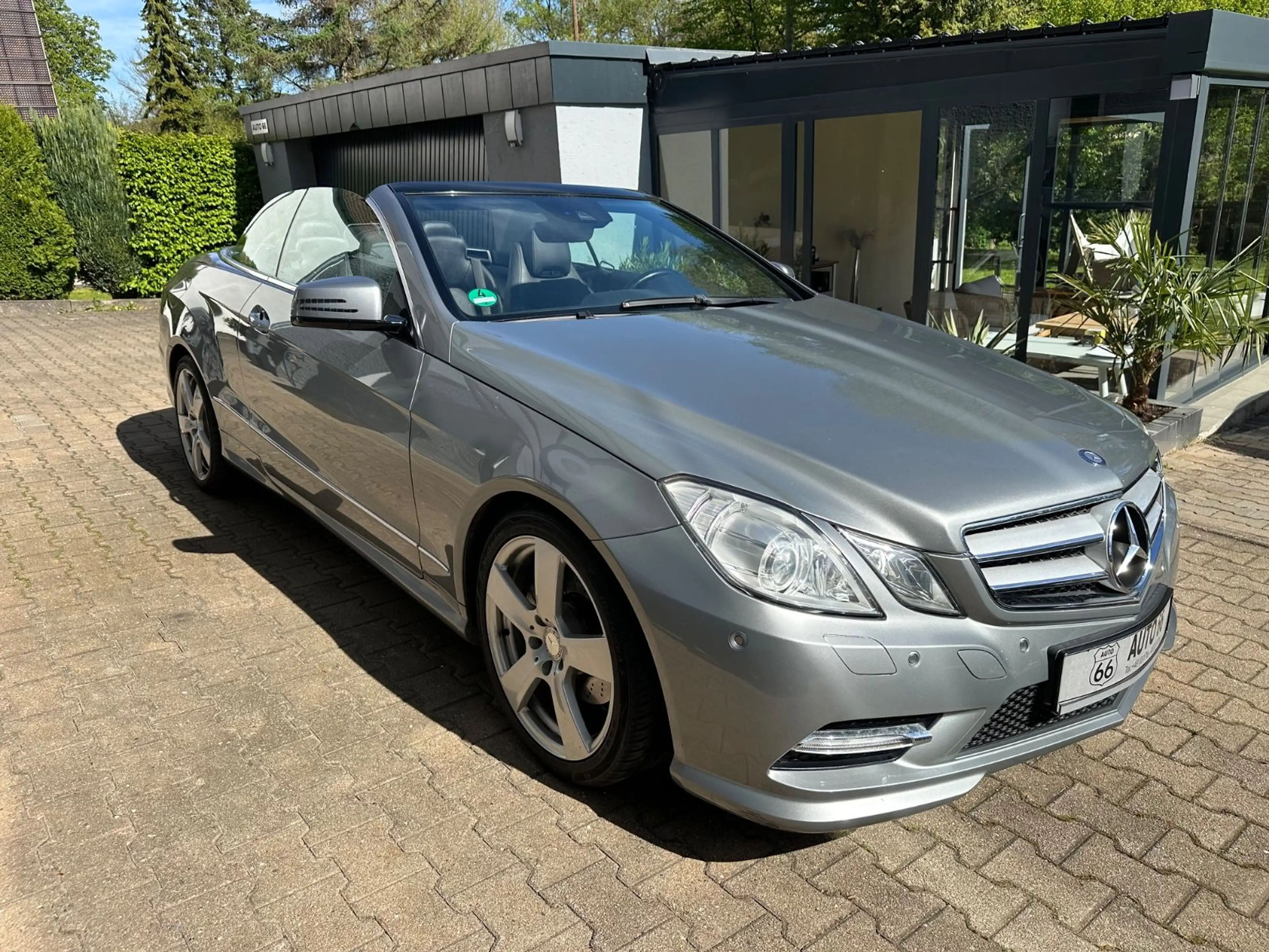 Mercedes-Benz E 250 E Cabrio E 250 CGI Avantgarde|Navi|AHK|gep — photo 6