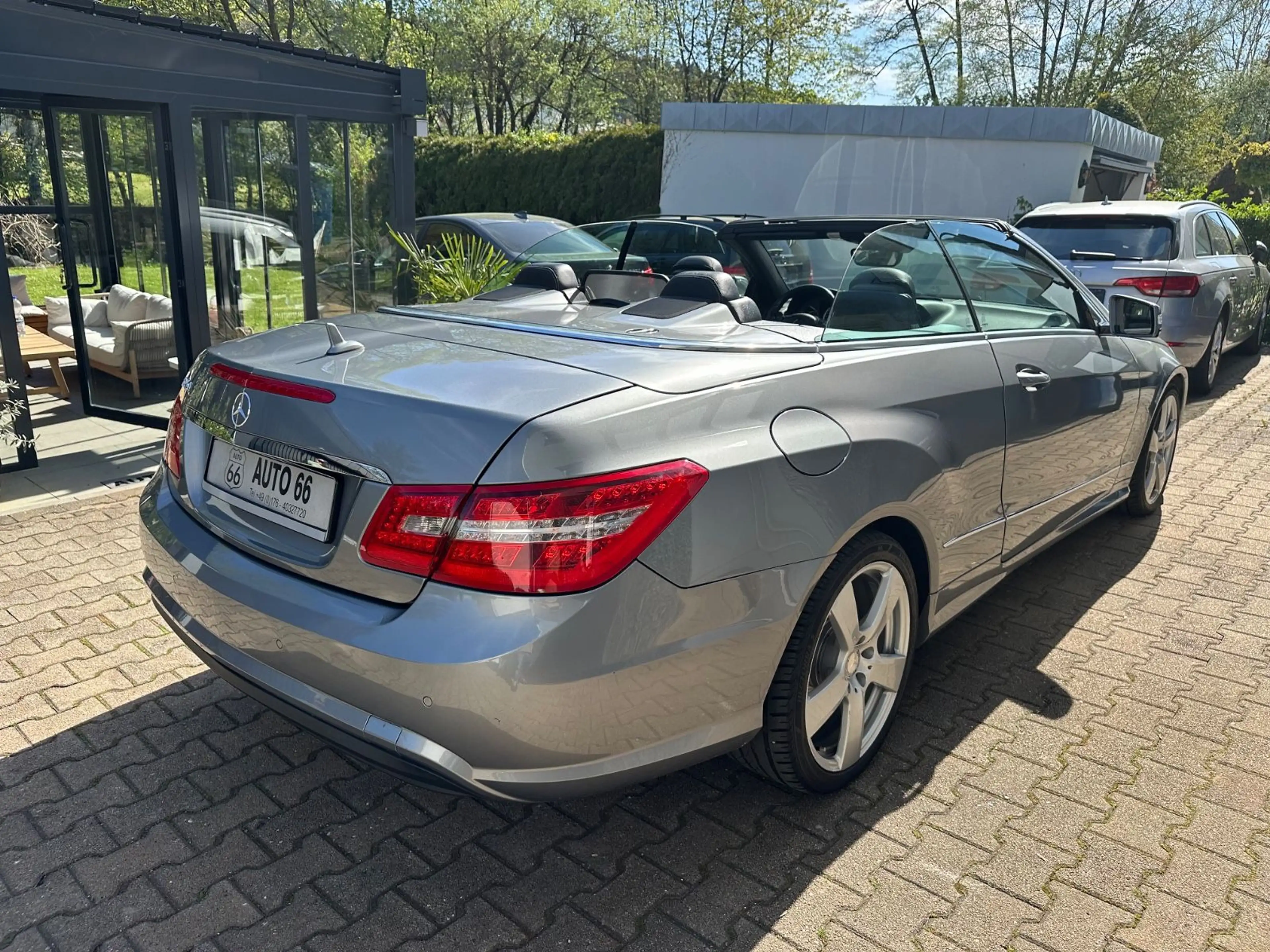 Mercedes-Benz E 250 E Cabrio E 250 CGI Avantgarde|Navi|AHK|gep — photo 5