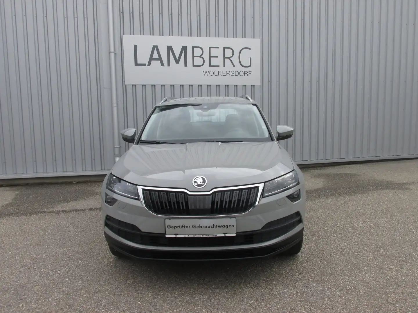 Skoda Karoq Style TSI DSG ACT Grau - 2