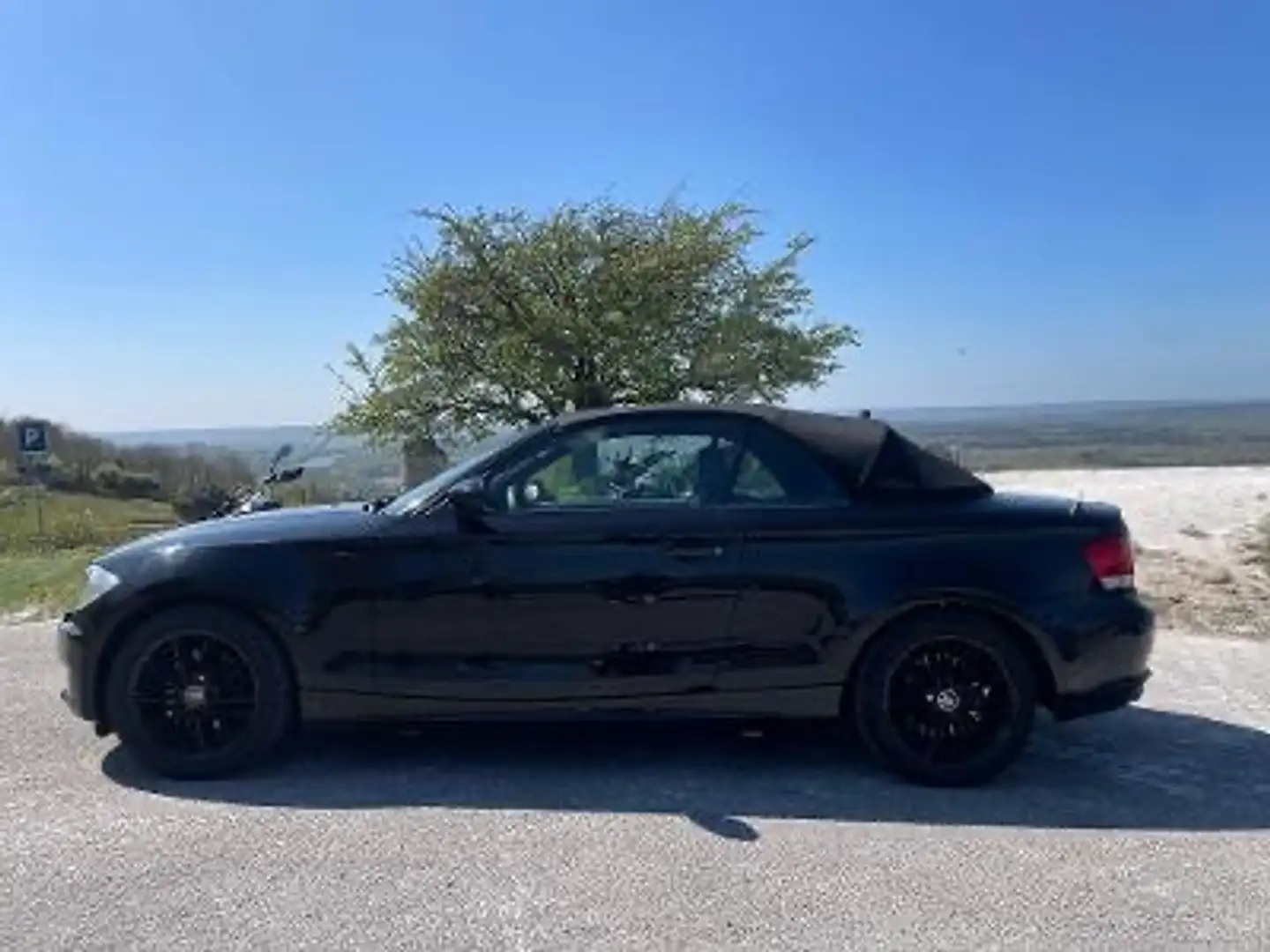 BMW 118 118d 143 ch Confort - 1
