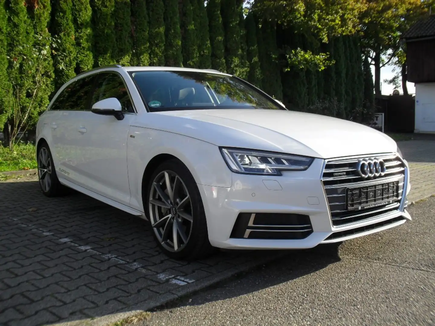 Audi A4 A4 Avant Avant 2.0 TFSI quattro S tronic S Line Wit - 2