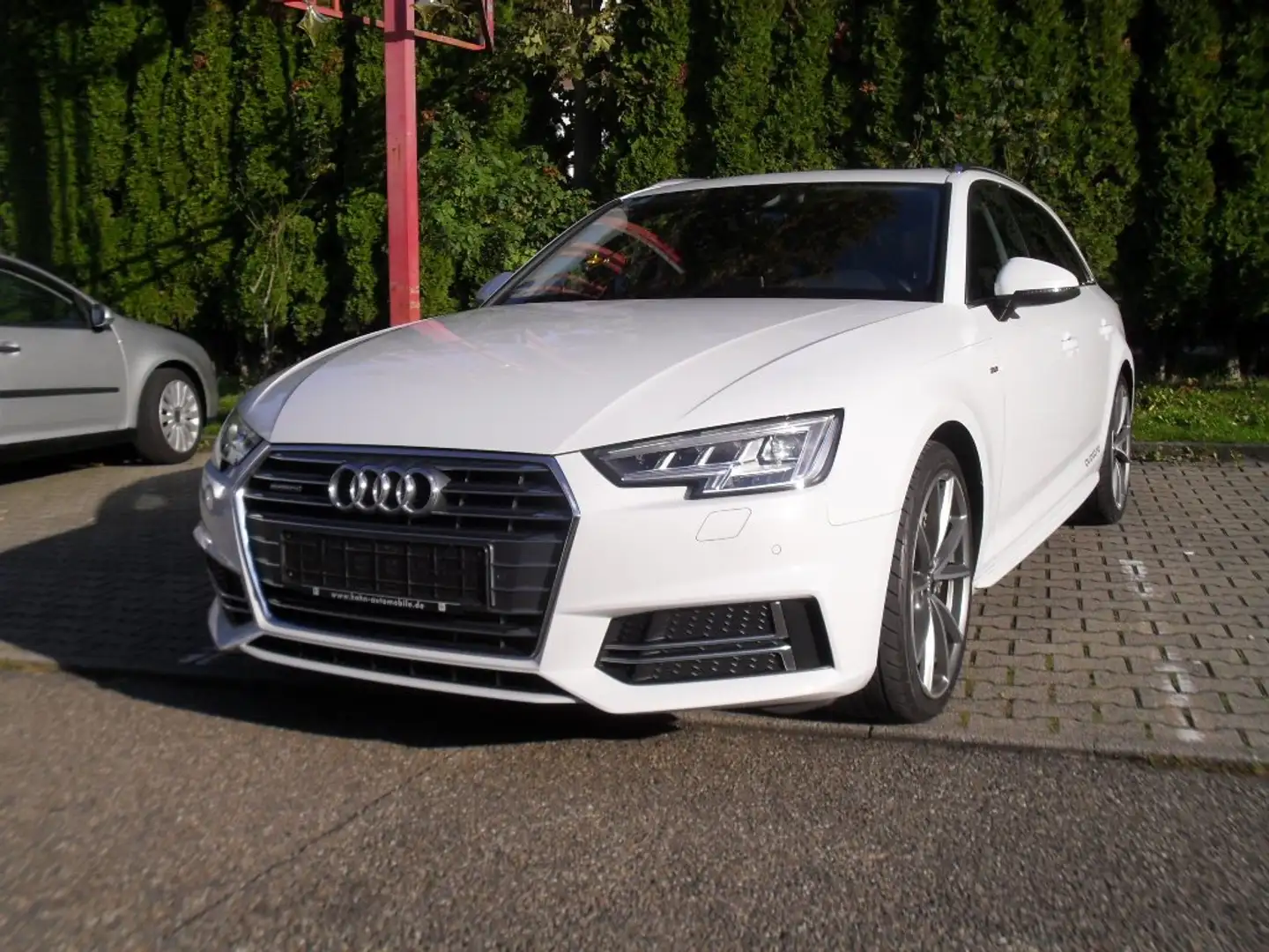 Audi A4 A4 Avant Avant 2.0 TFSI quattro S tronic S Line Blanc - 1