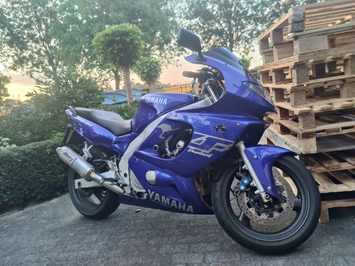 Yamaha YZF 600 Blau - 1