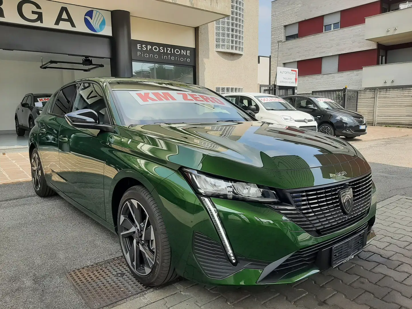 Peugeot 308 1.2 puretech Allure EAT8 130cv nessun vincolo Verde - 1
