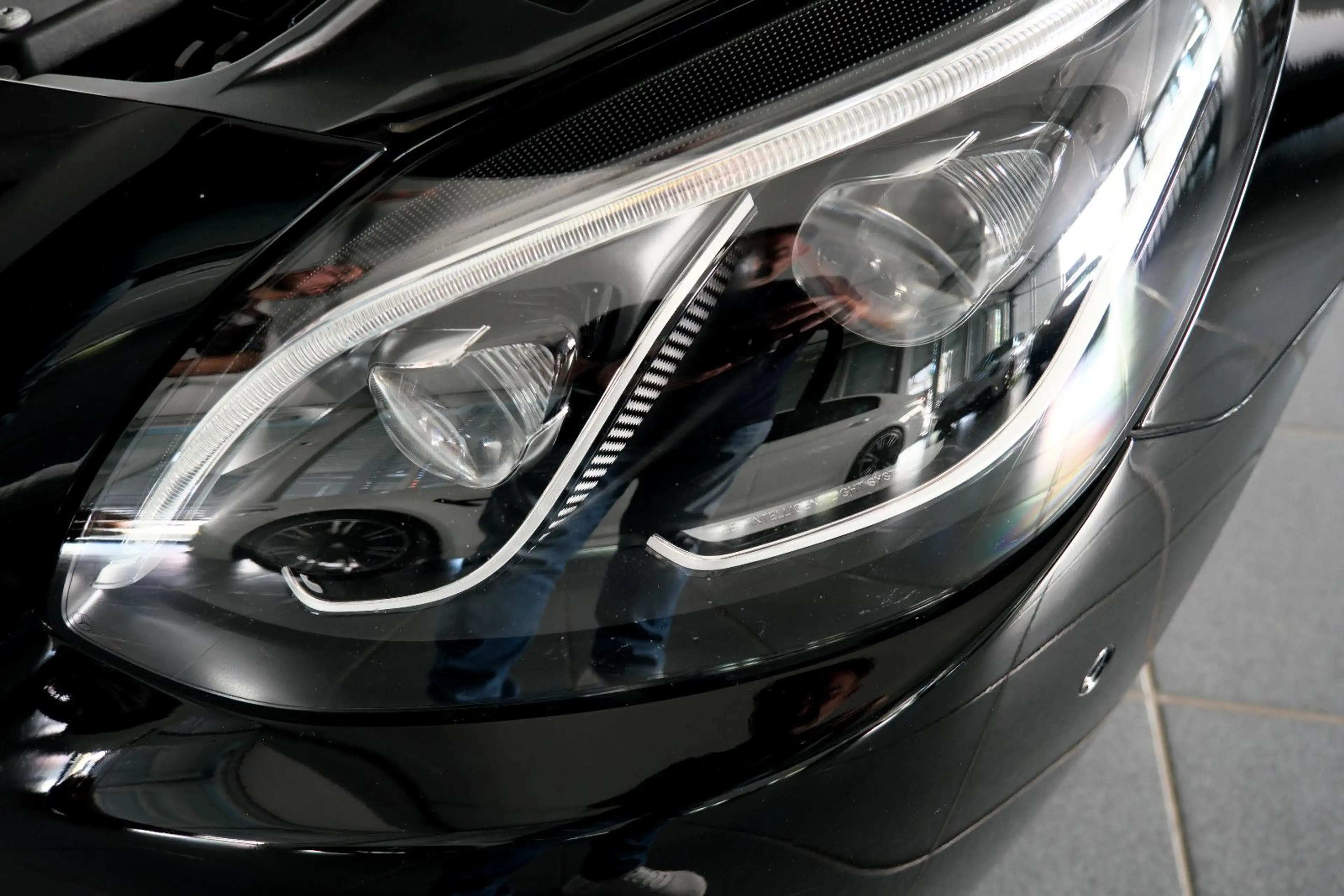 Mercedes-Benz SLC 300 AMG-Line ILS-LED Panorama DeutschesFZ — photo 8
