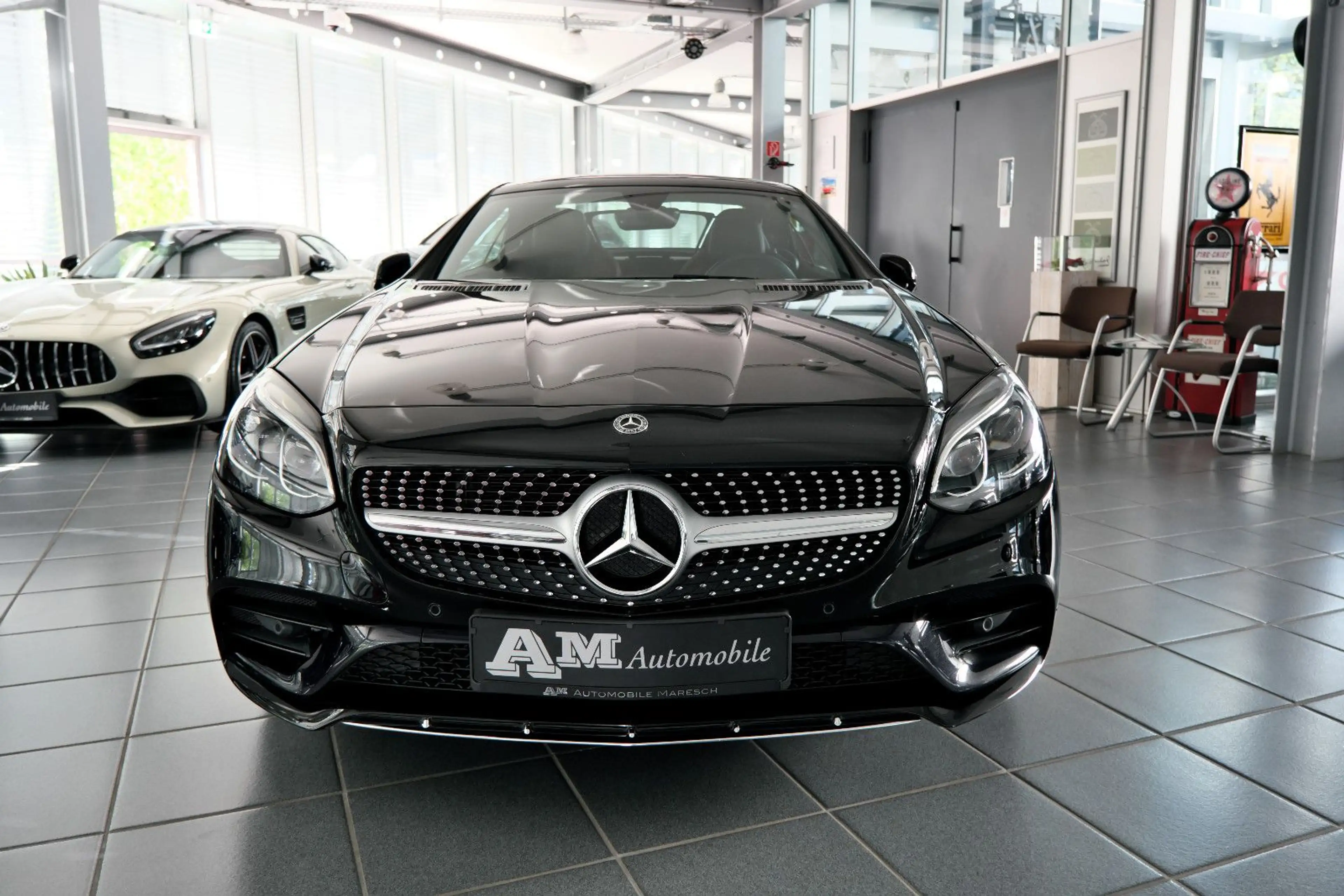 Mercedes-Benz SLC 300 AMG-Line ILS-LED Panorama DeutschesFZ — photo 2
