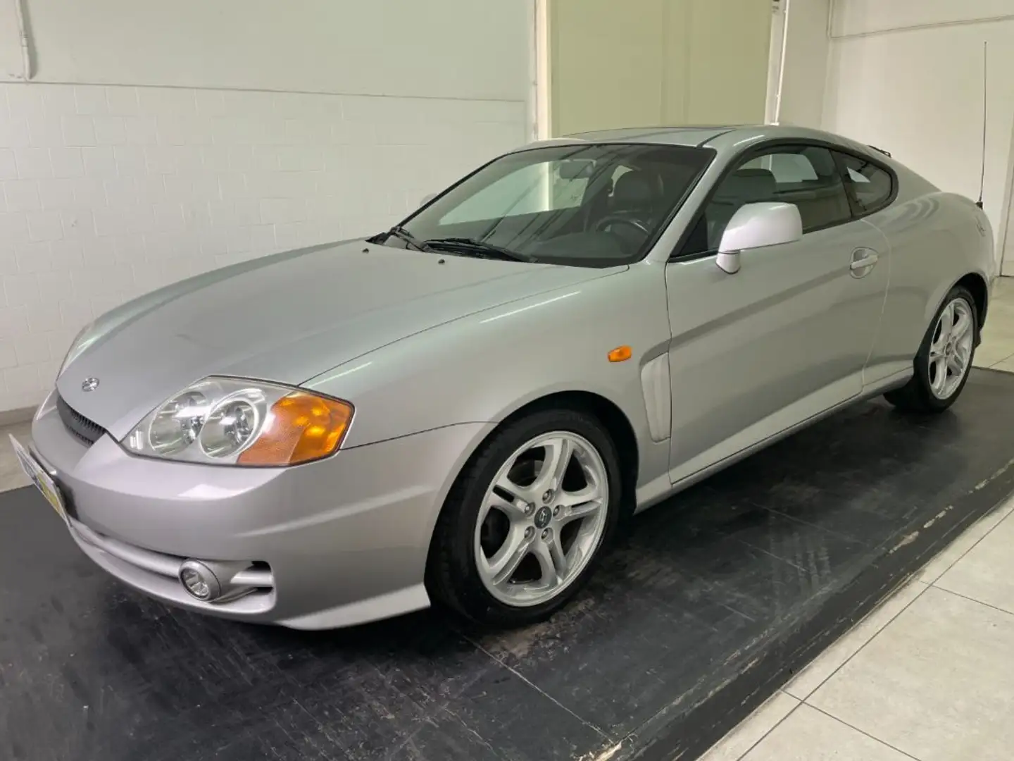 Hyundai Coupe 2.7 V6 24V FX Premium Silber - 1