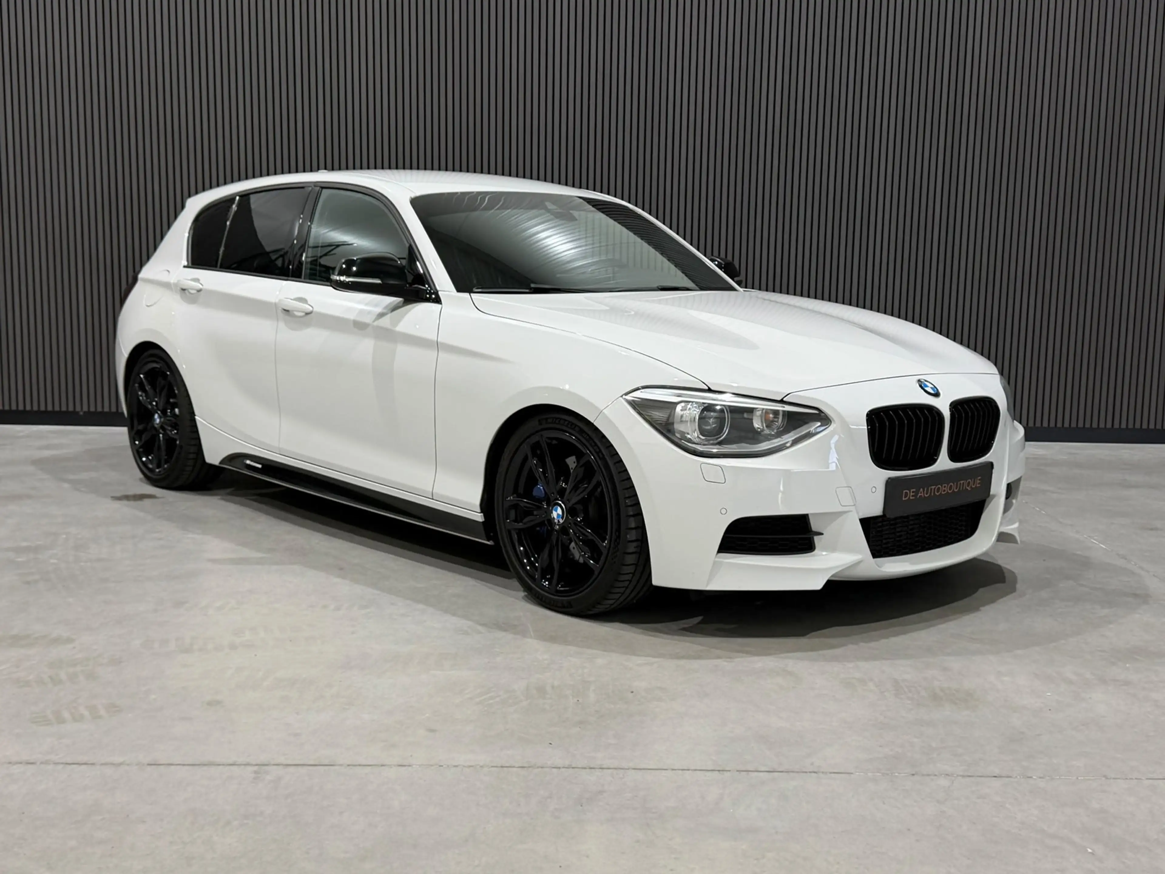 BMW 135 1-serie M135i xDrive Exe M Sport / H&K Audio / Xen