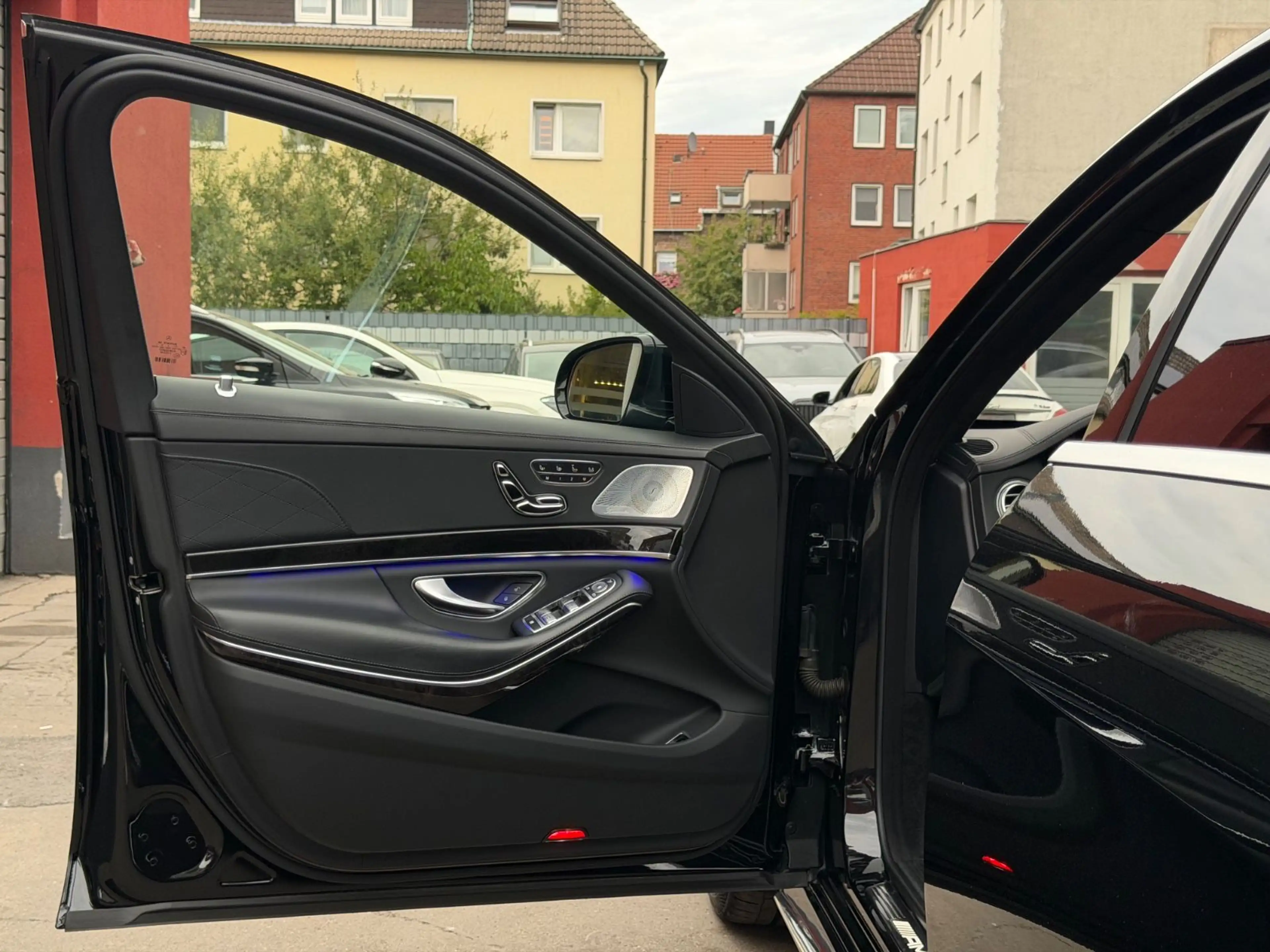 Mercedes-Benz S 63 AMG S63 AMG 4M+L FOND-TV/MASSAGE/PANO/CHAUFFEUR-PAKE — photo 8