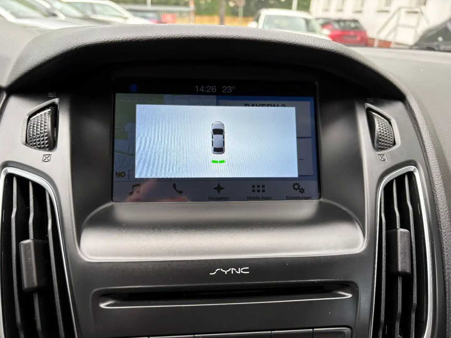 Ford Focus 1.5 TDCi Turnier Business - NAVI AHK PDC Silber - 2