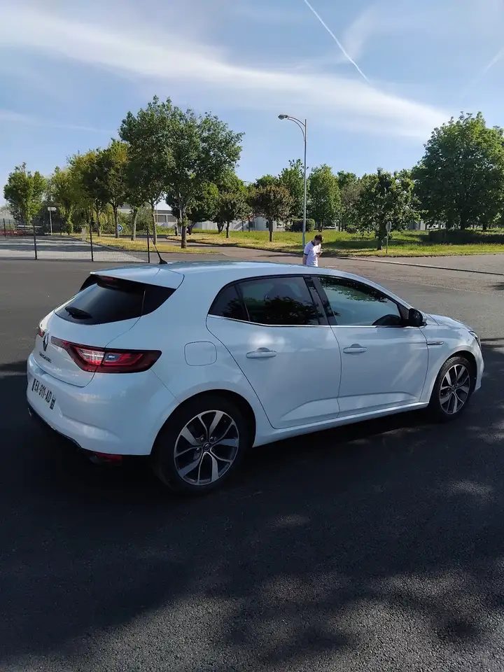 Renault Megane Berline — photo 4
