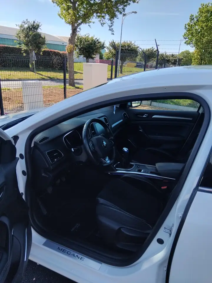 Renault Megane Berline — photo 2