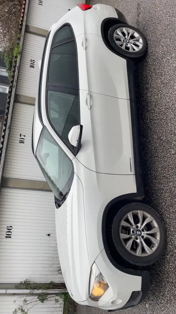 BMW X1 sDrive 18d 143 ch Business - 2