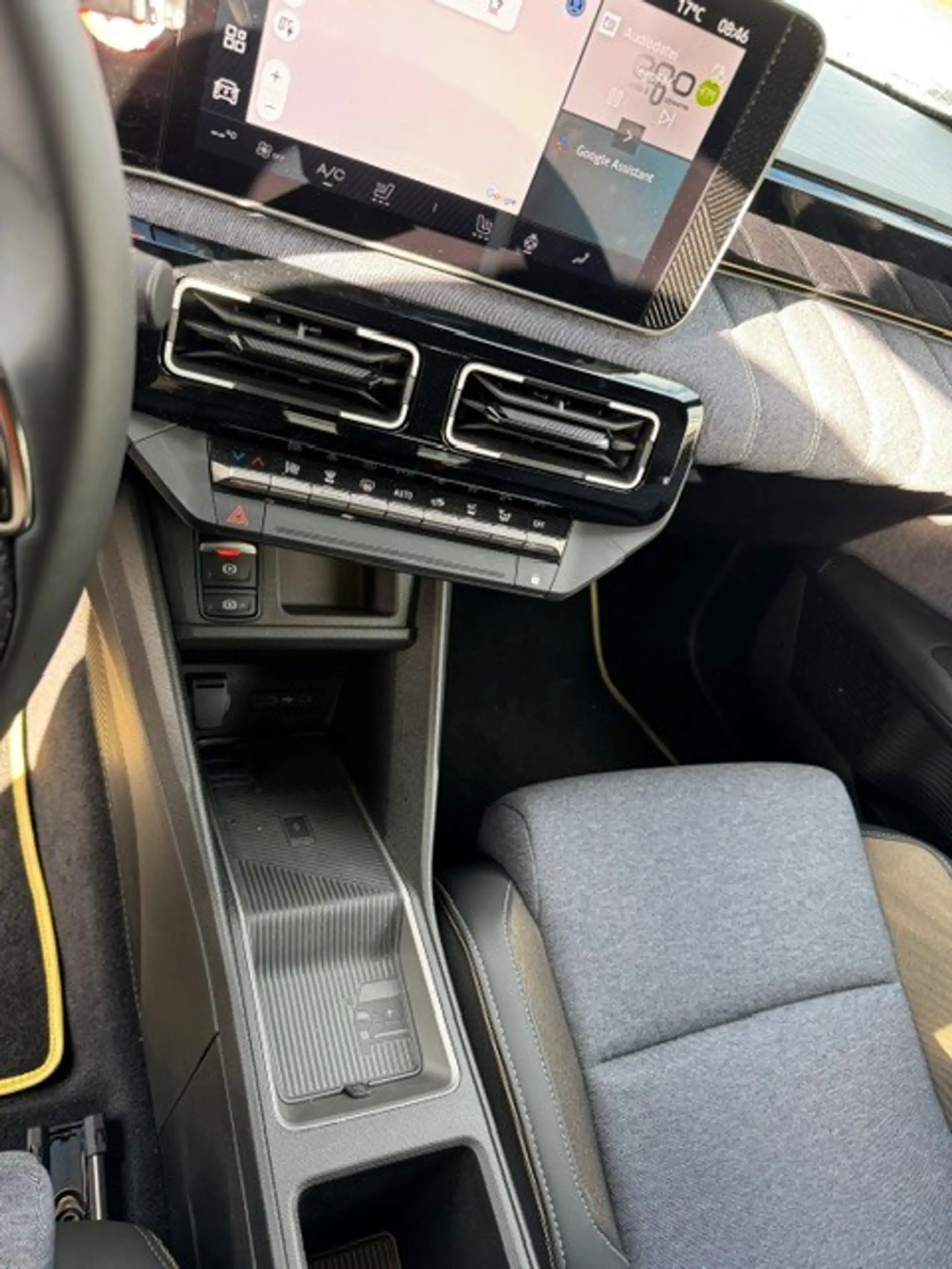 Renault R 5 R 5 E-Tech Techno 150 Comfort Range — photo 7