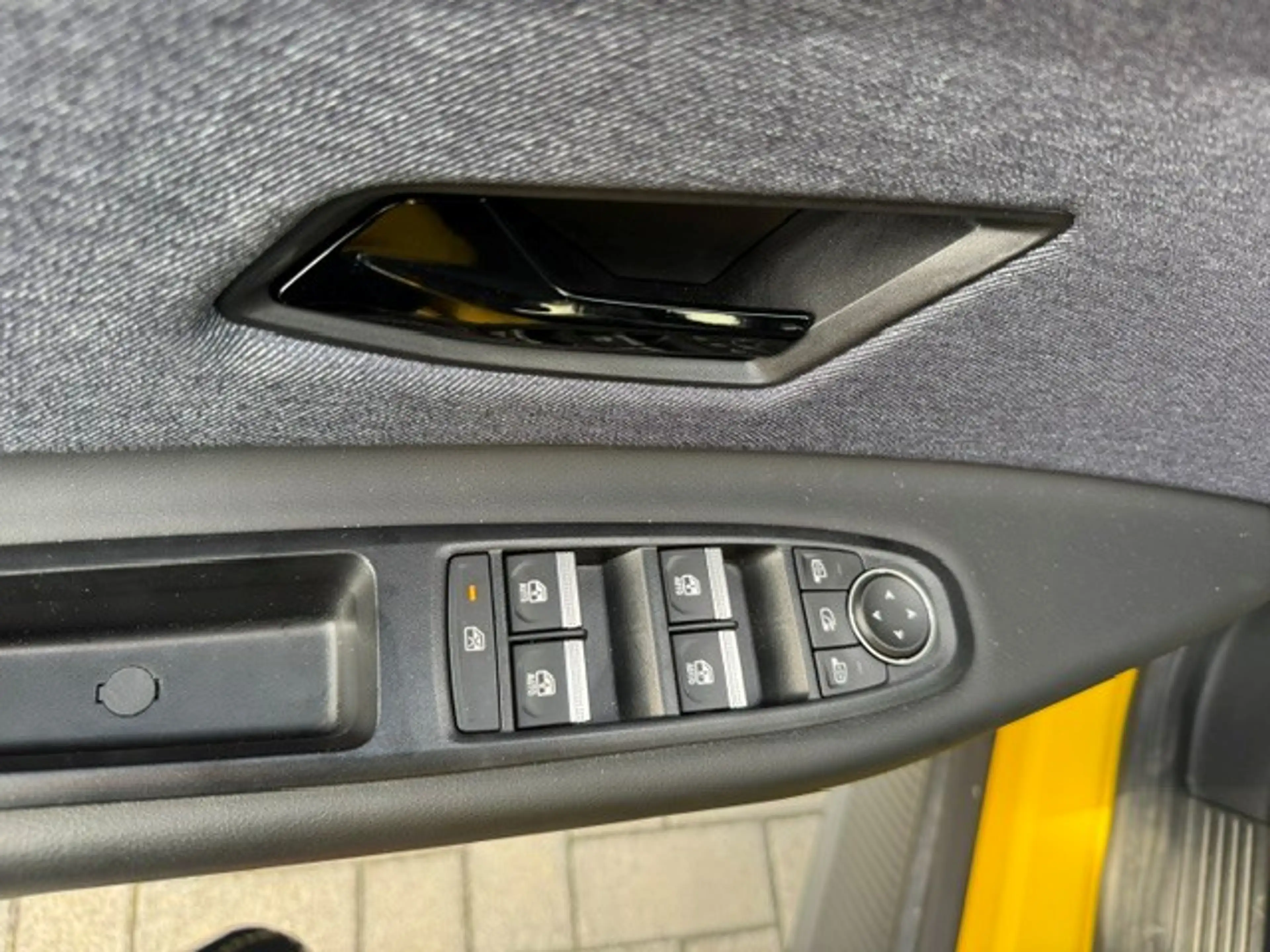 Renault R 5 R 5 E-Tech Techno 150 Comfort Range — photo 9